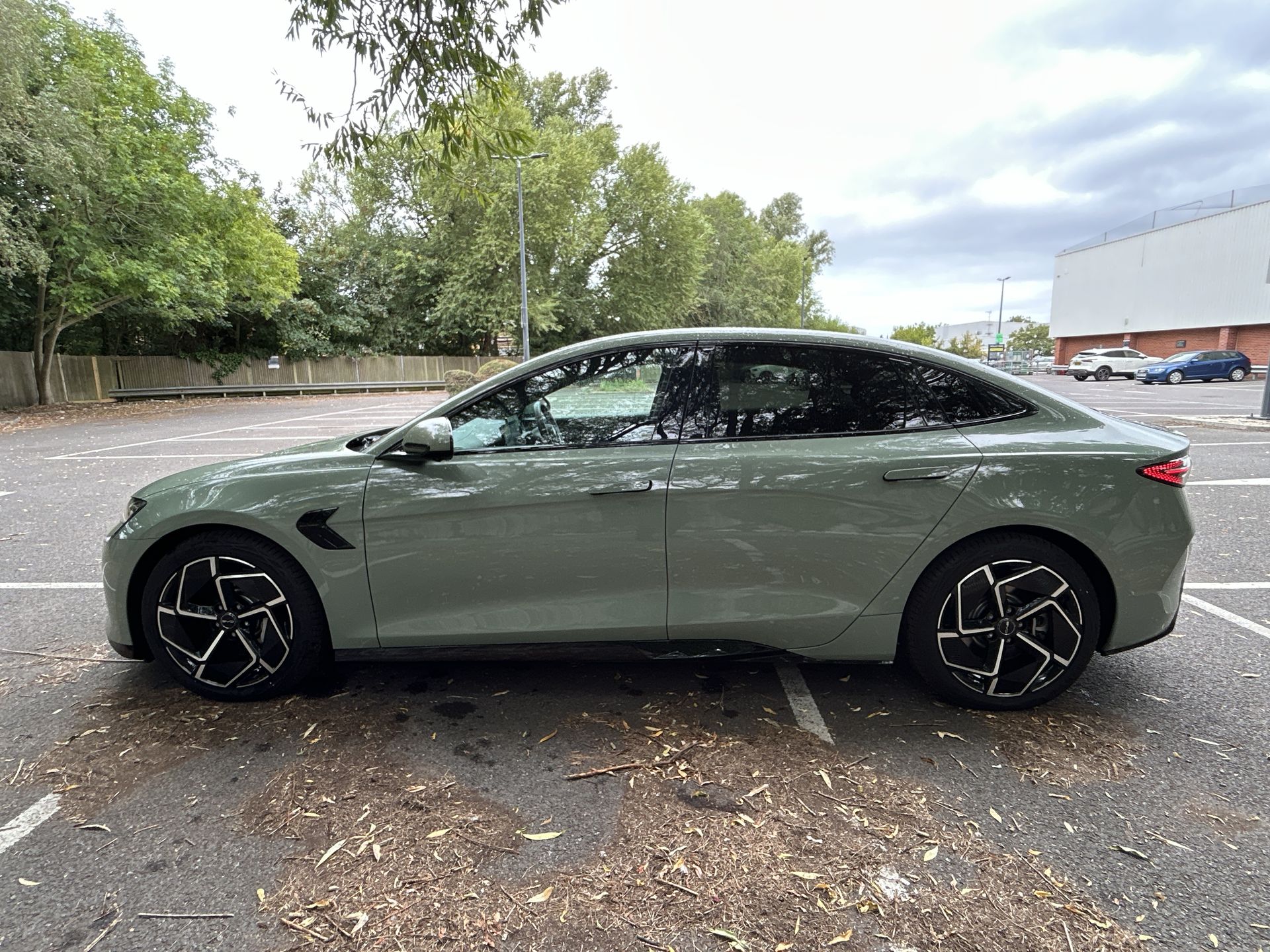 83KWH