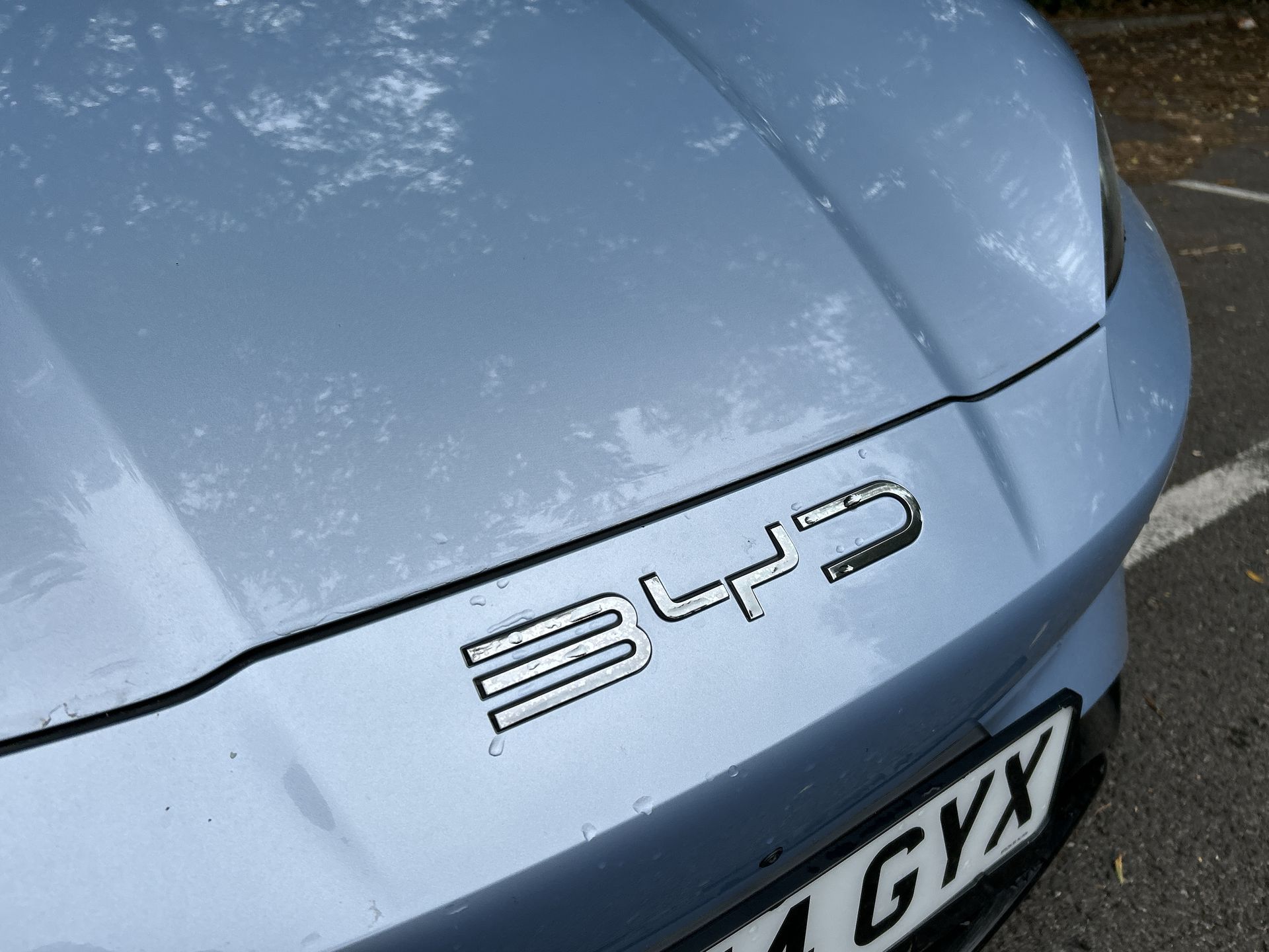AWD 83KWH