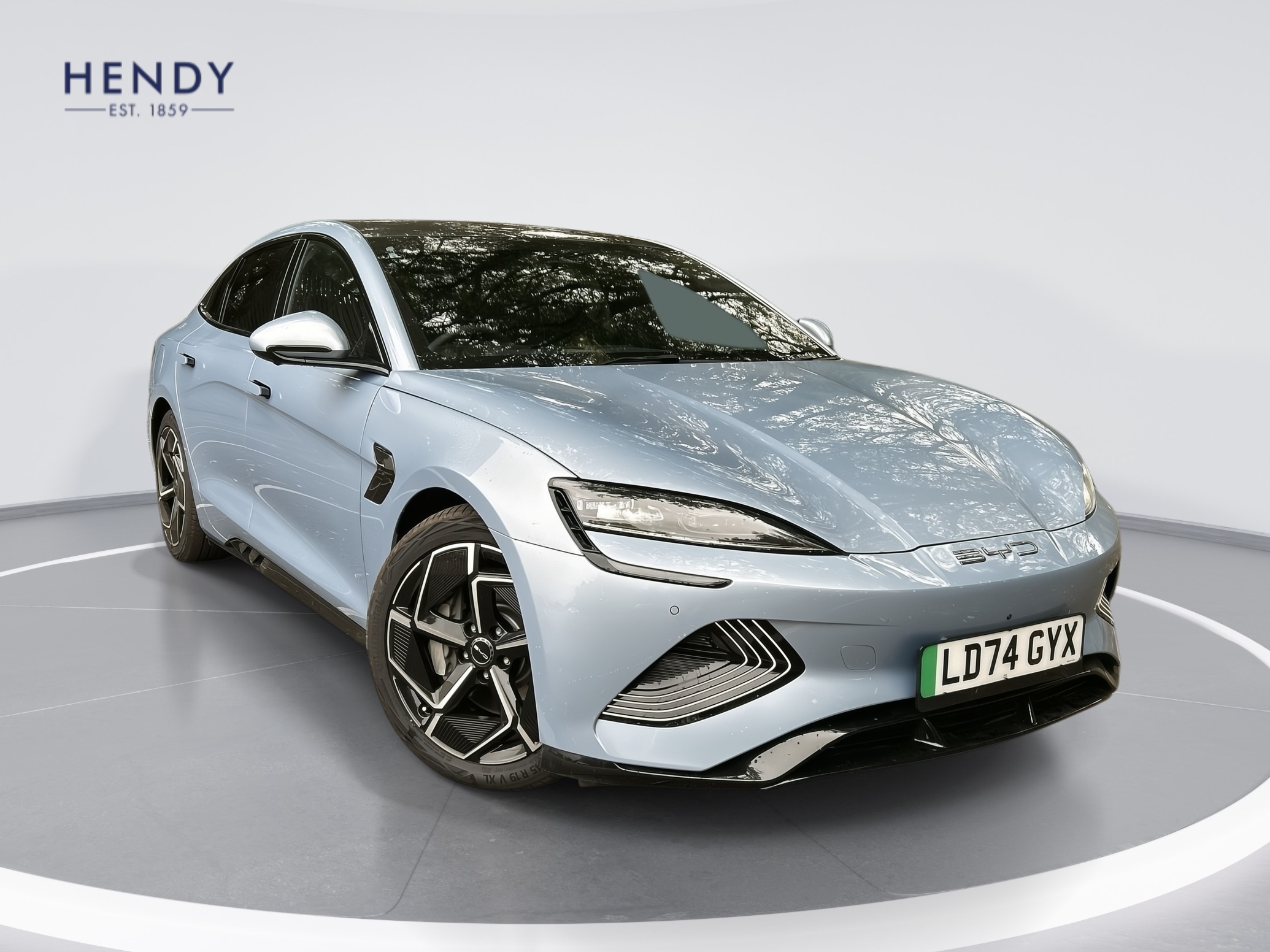 AWD 83KWH