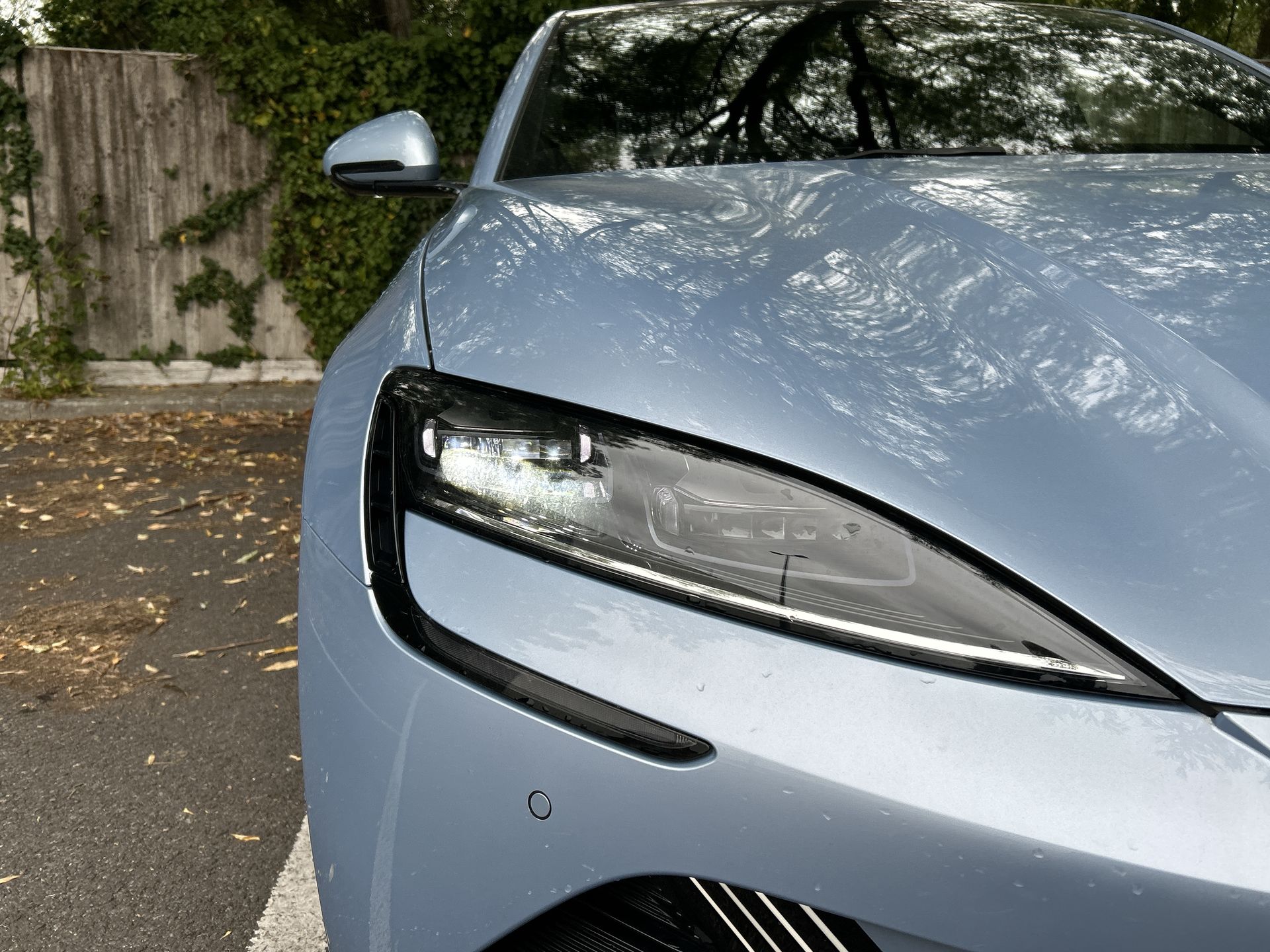 AWD 83KWH