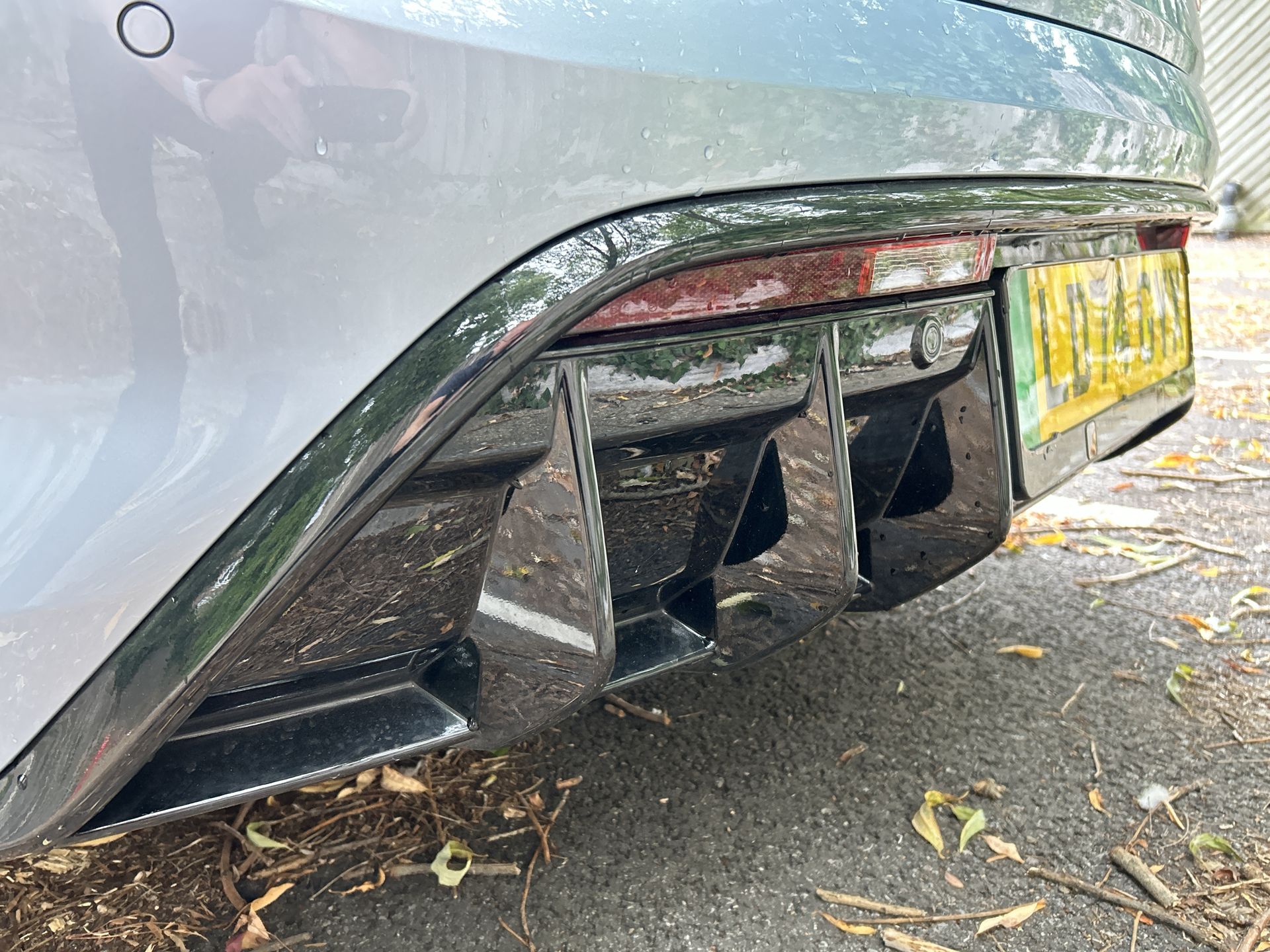 AWD 83KWH