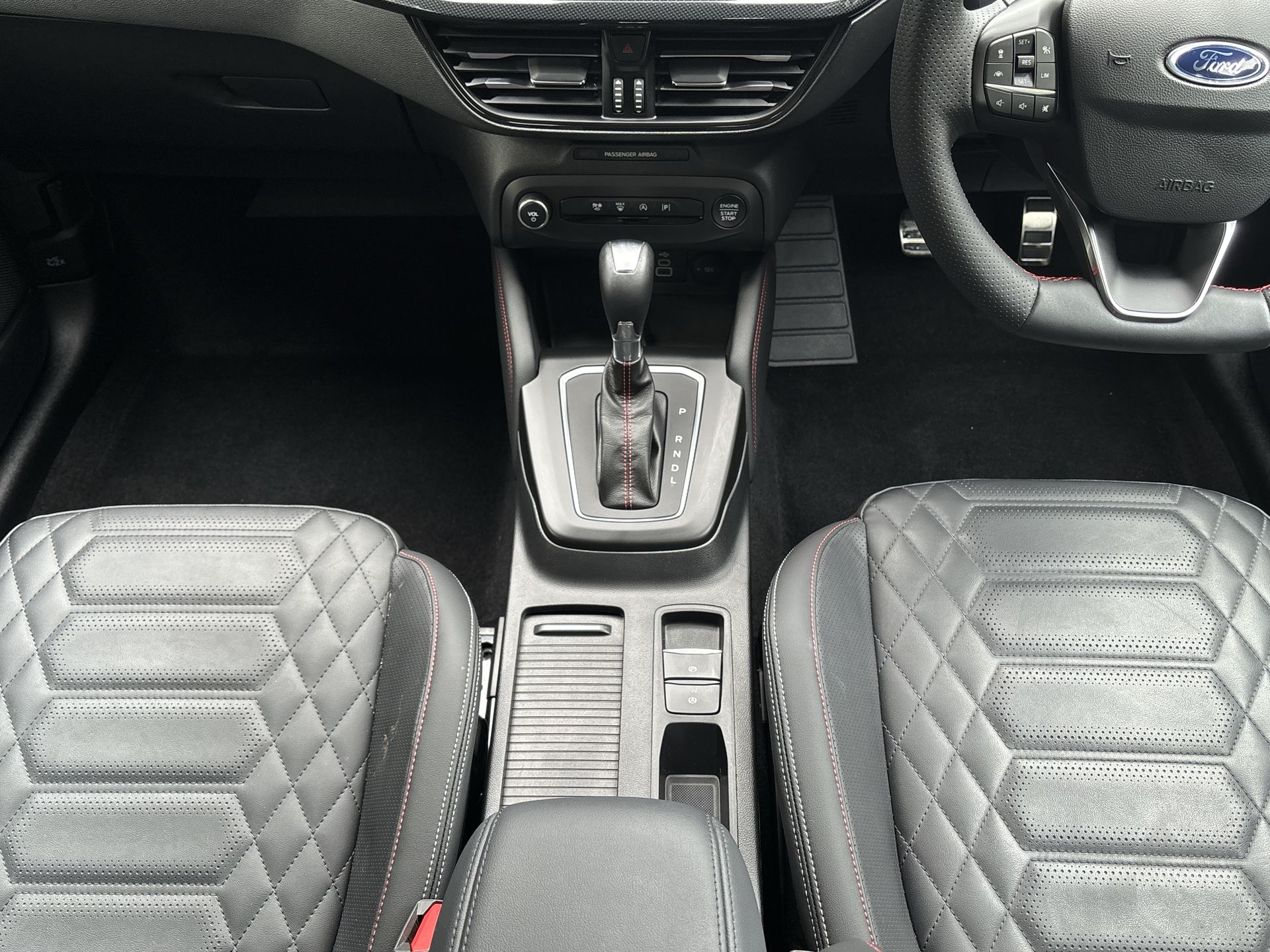 ECOBOOST HYBRID MHEV 155