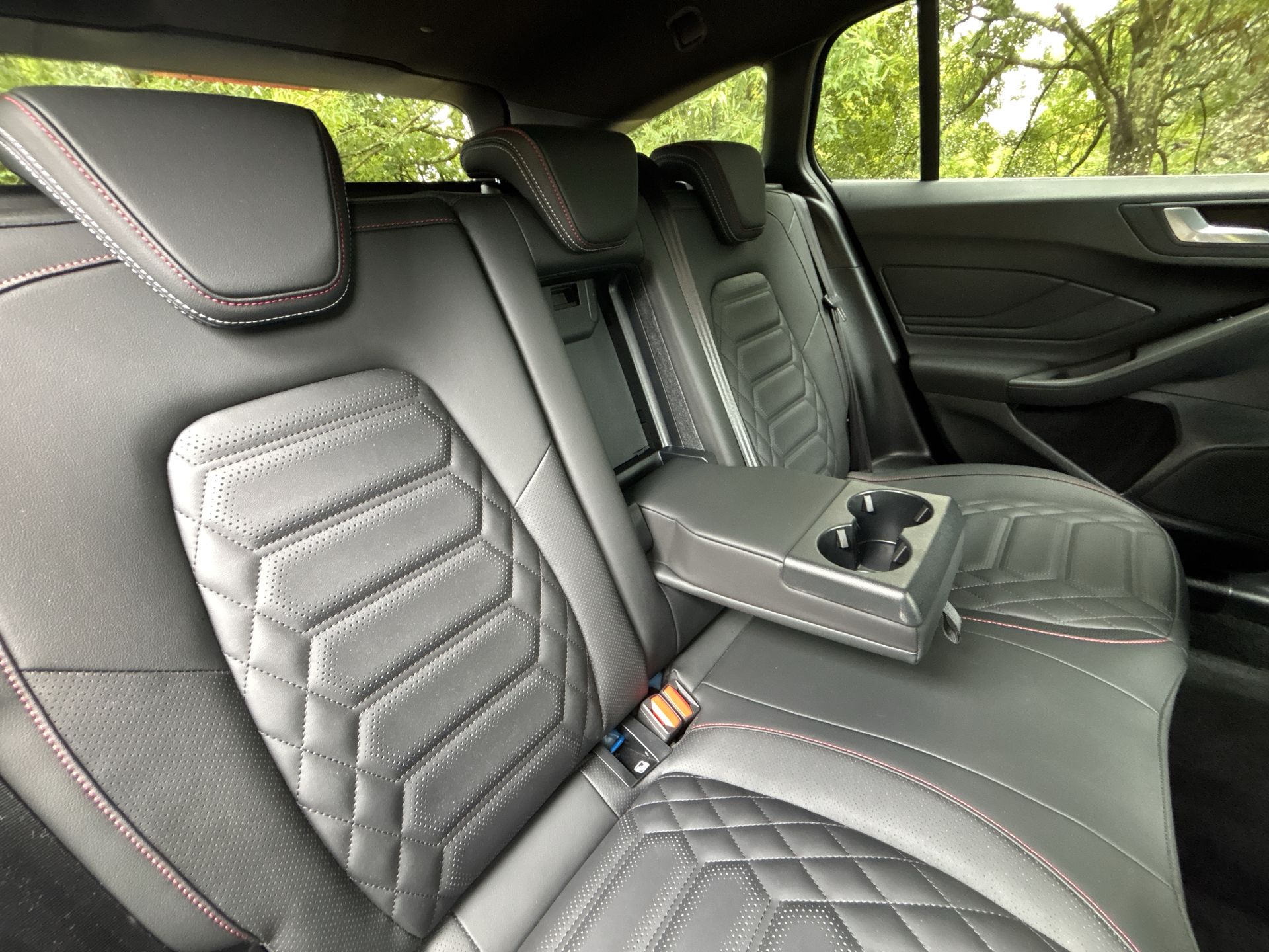 ECOBOOST HYBRID MHEV 155