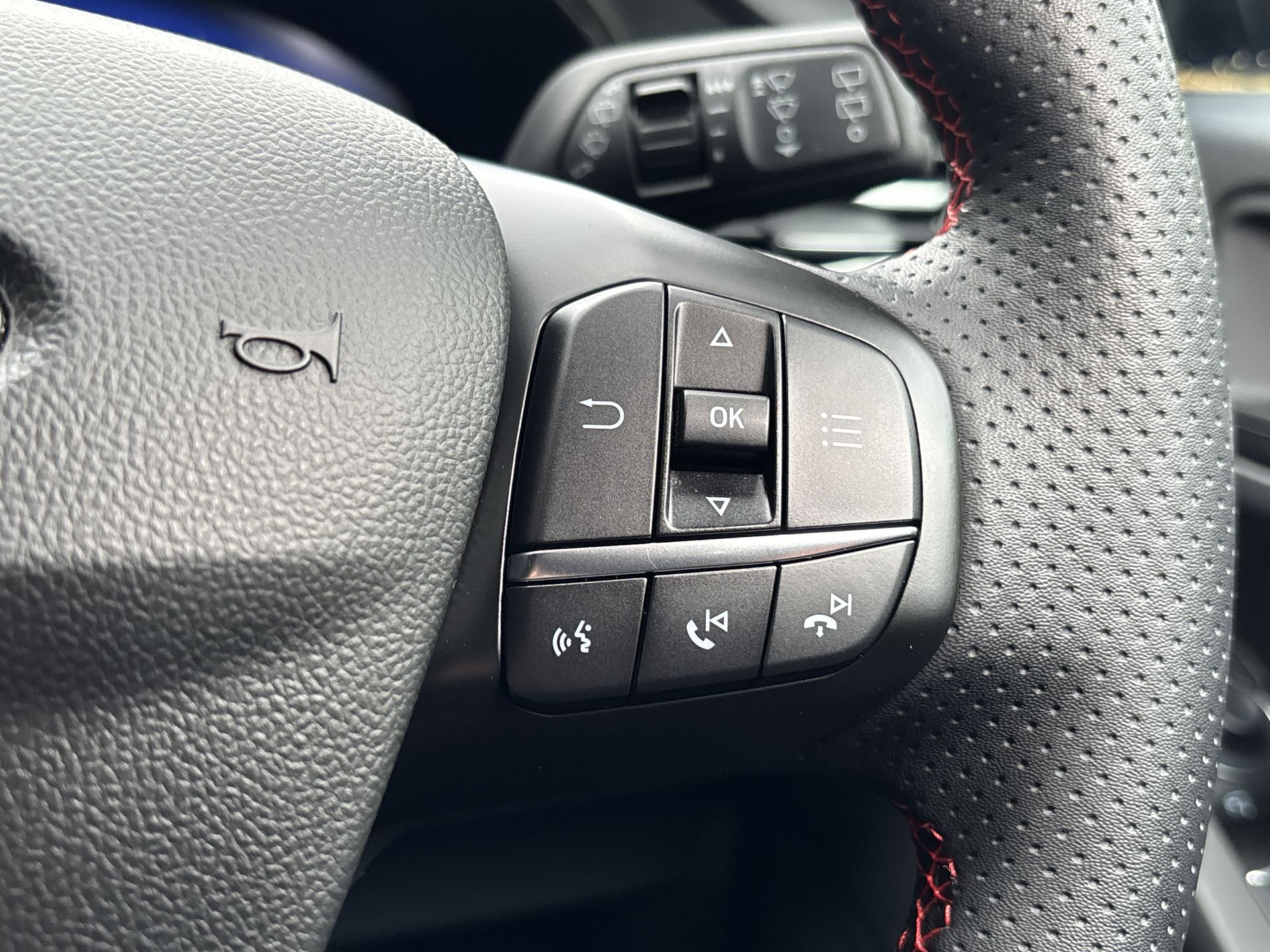 ECOBOOST HYBRID MHEV 155