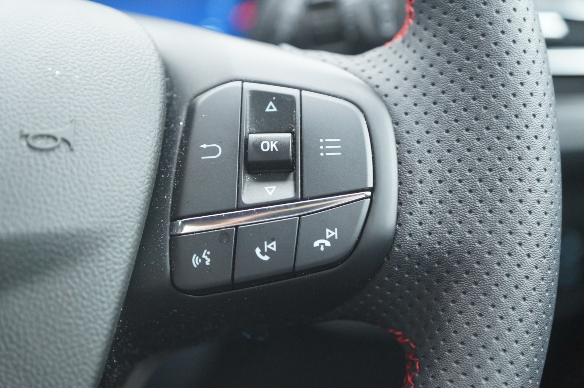 ECOBOOST HYBRID MHEV 155