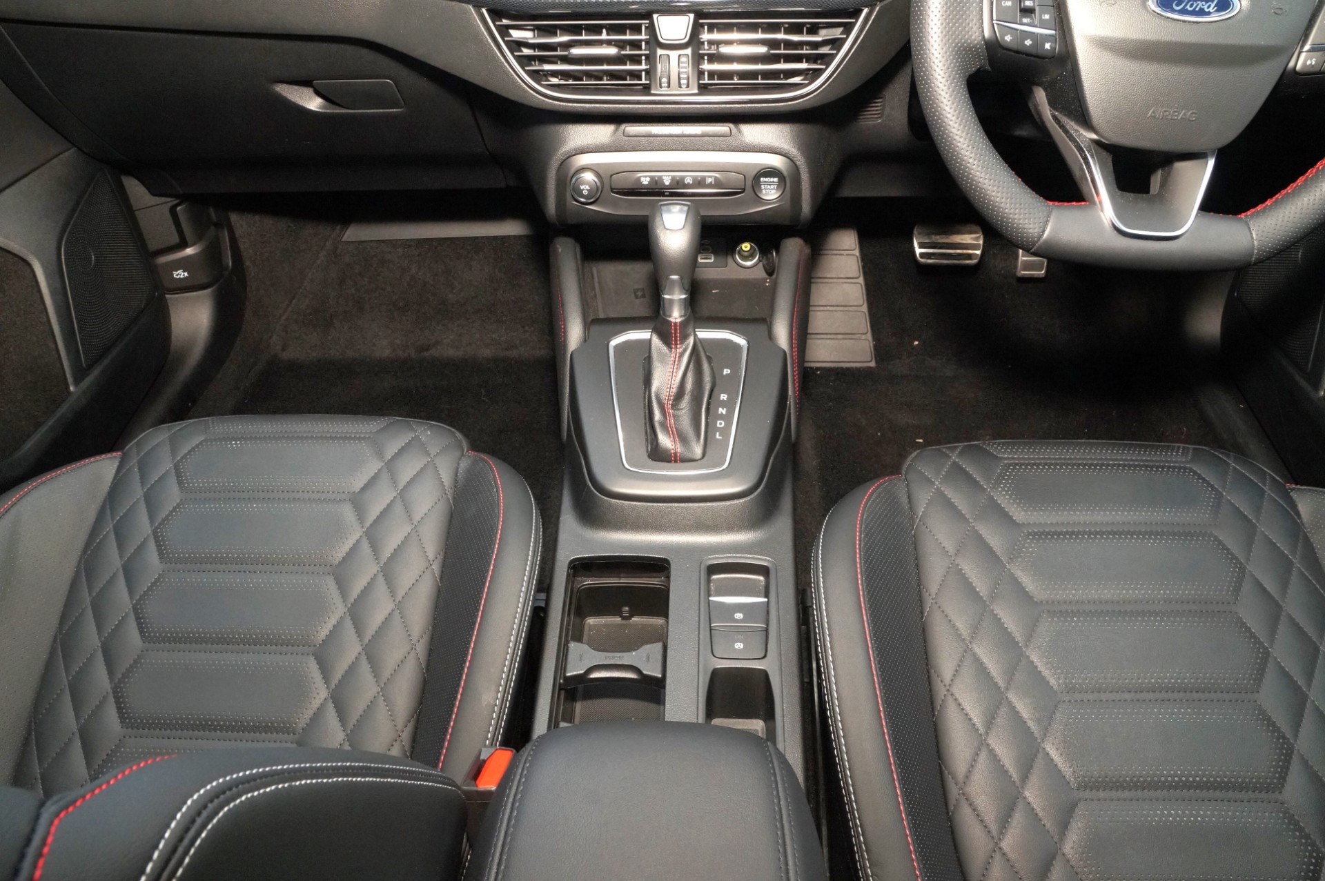ECOBOOST HYBRID MHEV 155