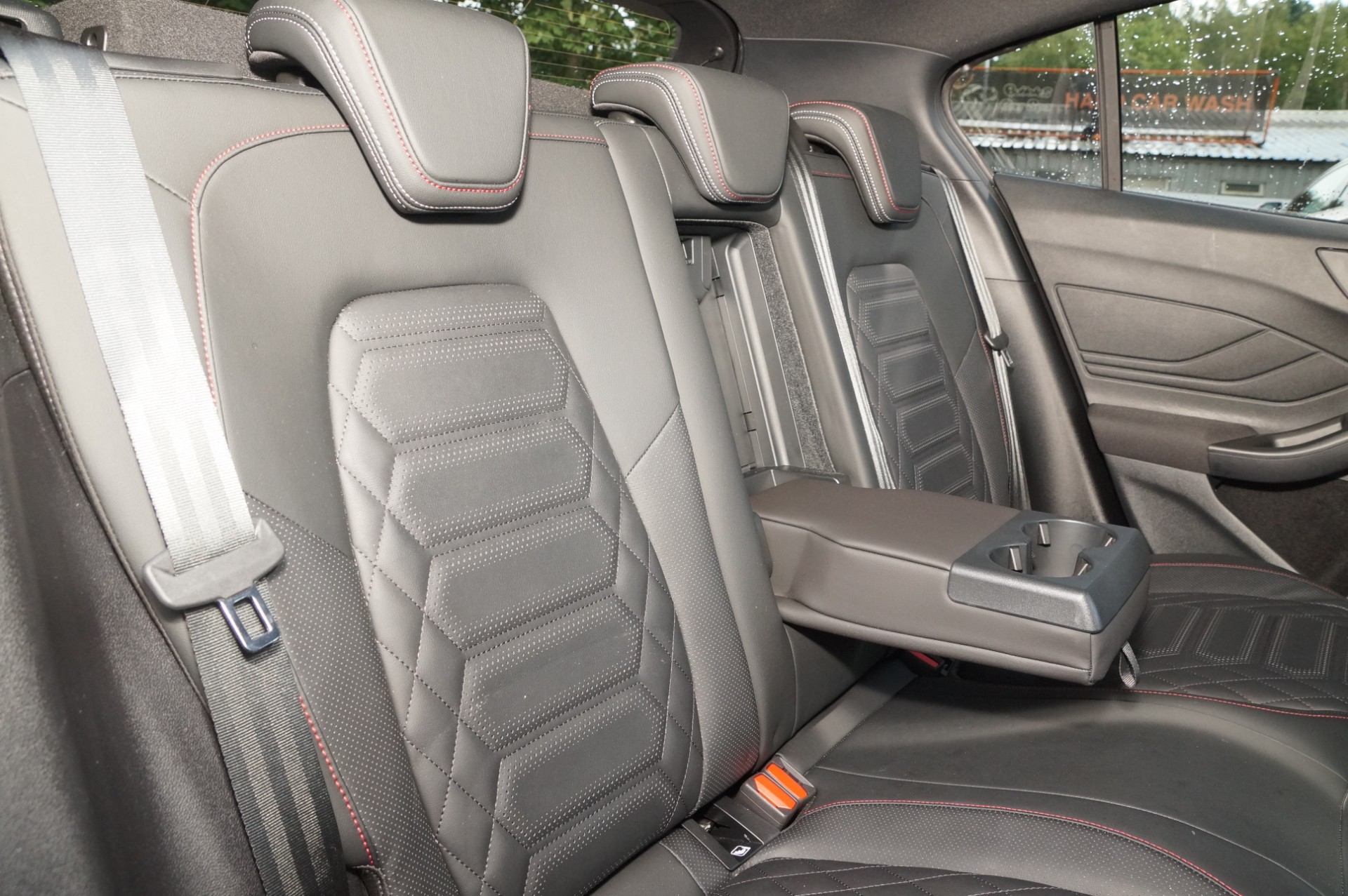 ECOBOOST HYBRID MHEV 155