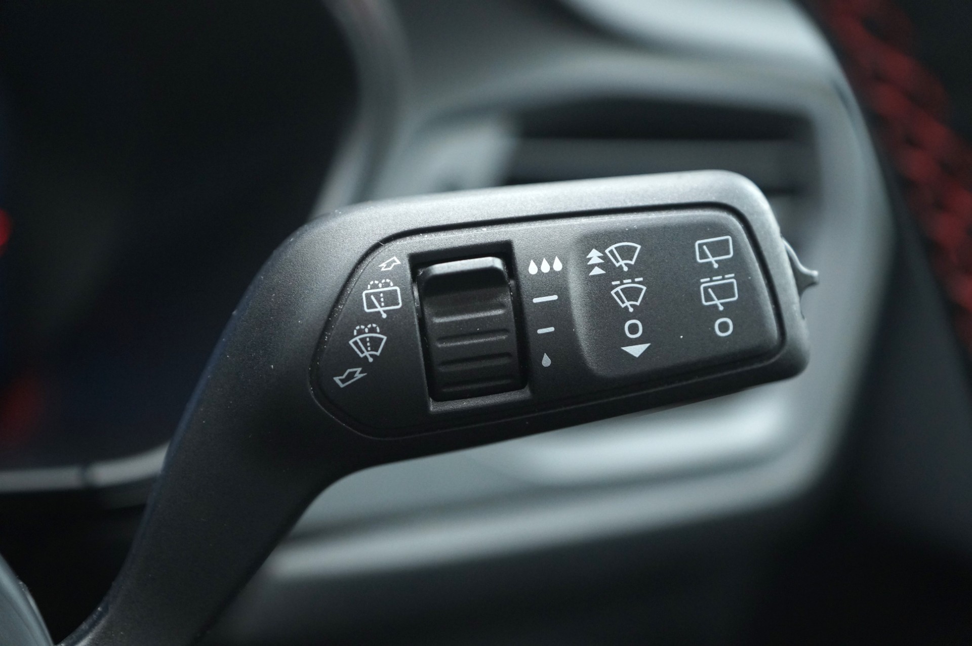ECOBOOST HYBRID MHEV 155