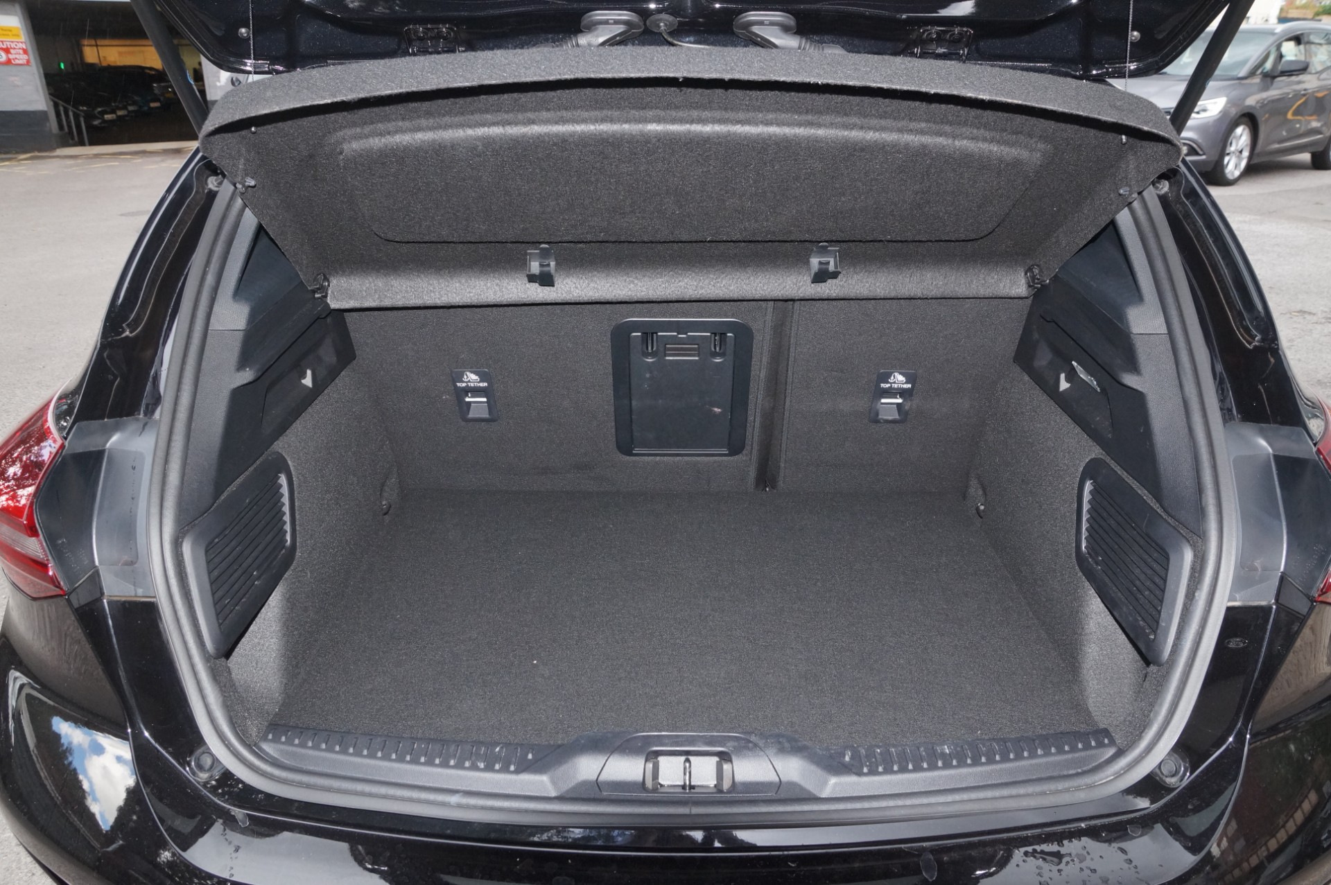 ECOBOOST HYBRID MHEV 155