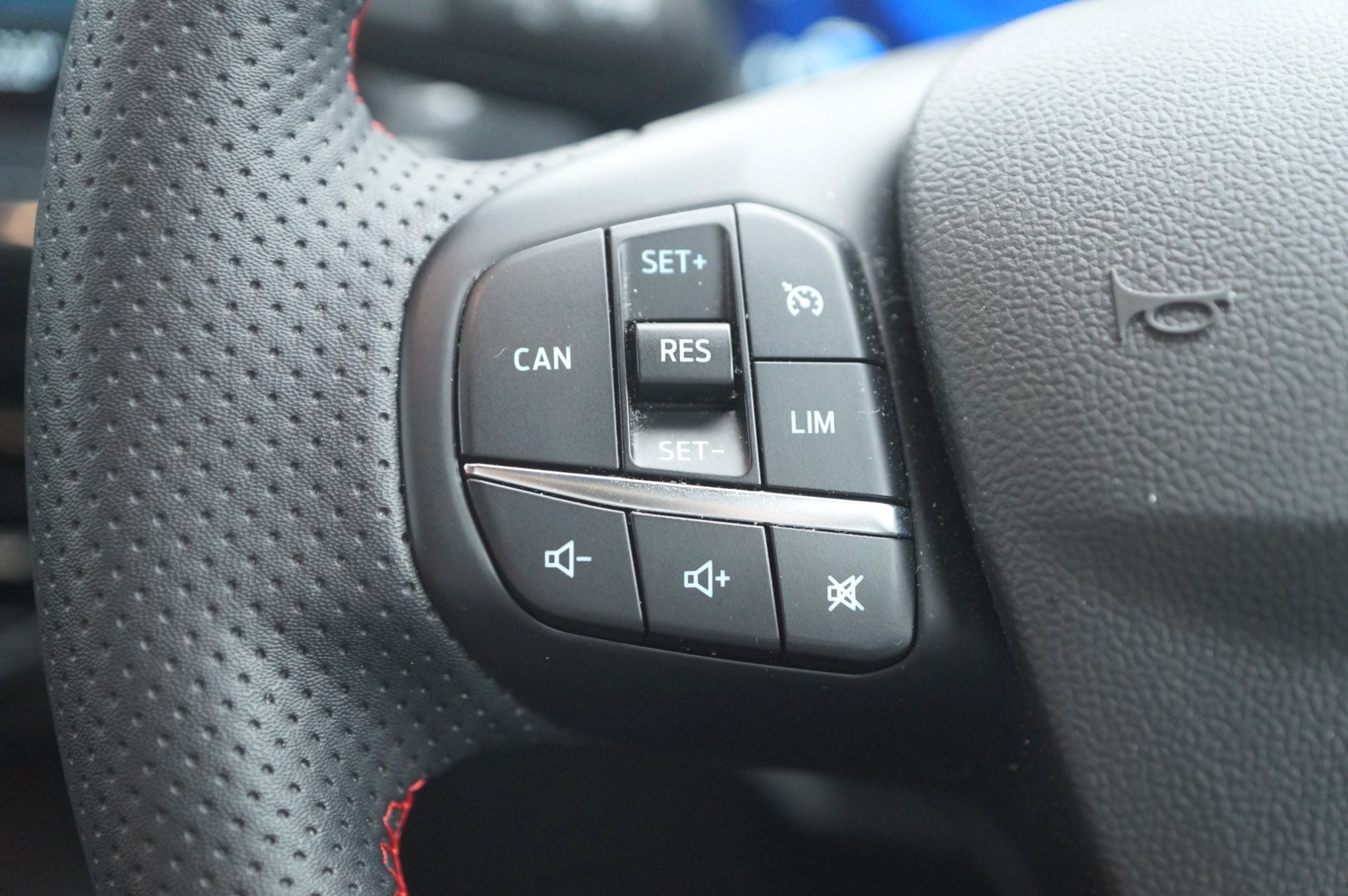 ECOBOOST HYBRID MHEV 155