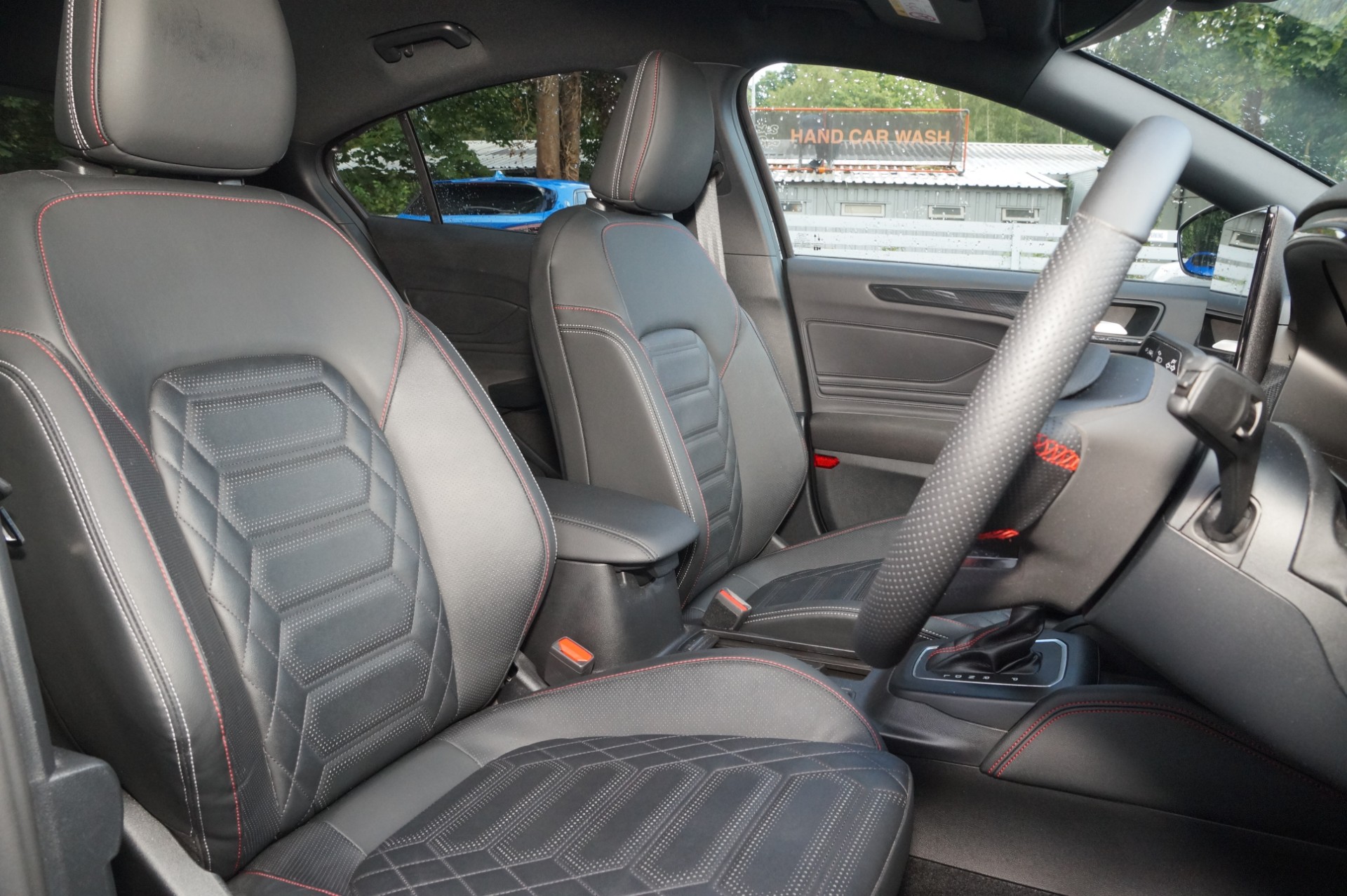 ECOBOOST HYBRID MHEV 155