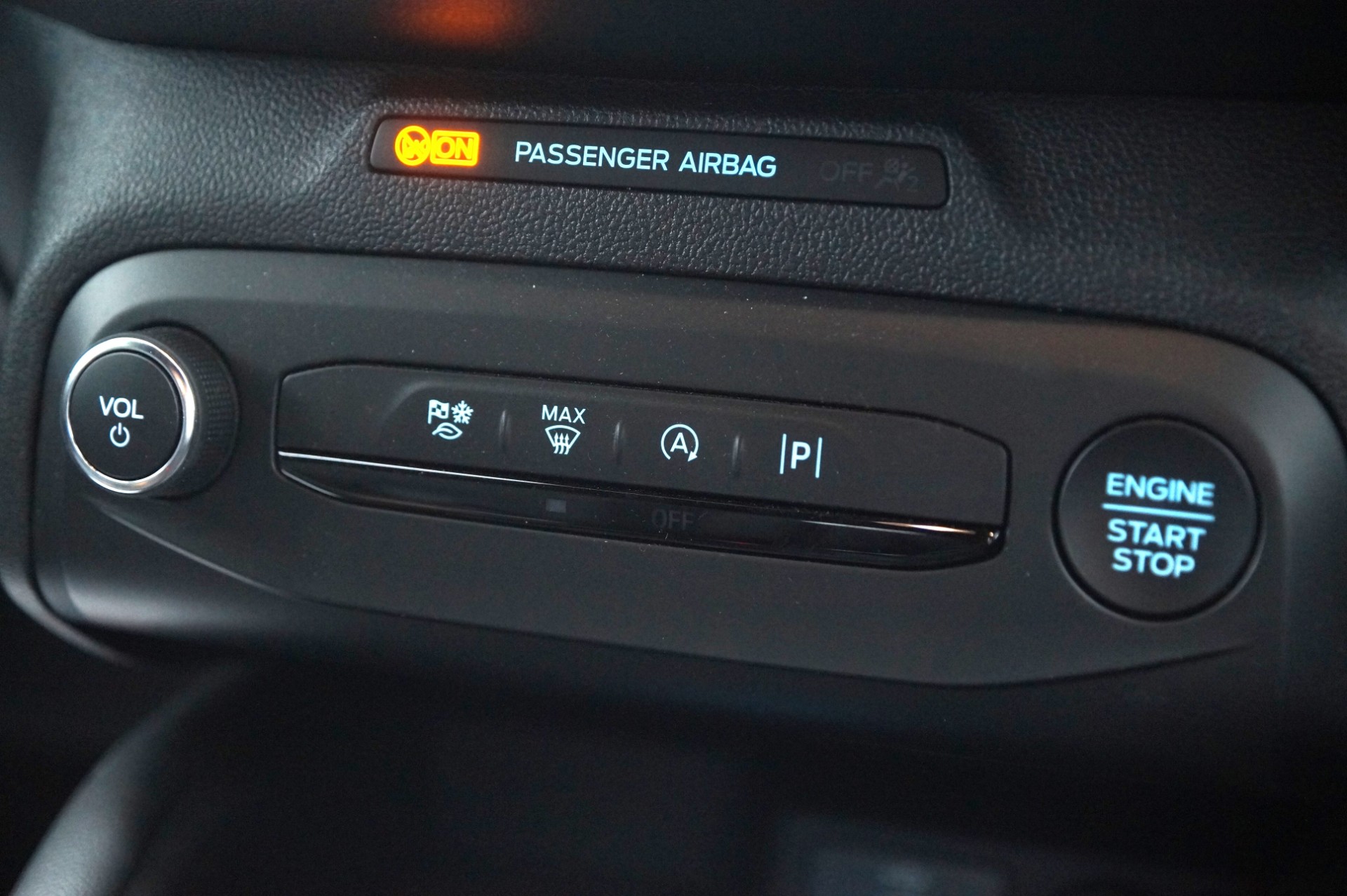 ECOBOOST HYBRID MHEV 155