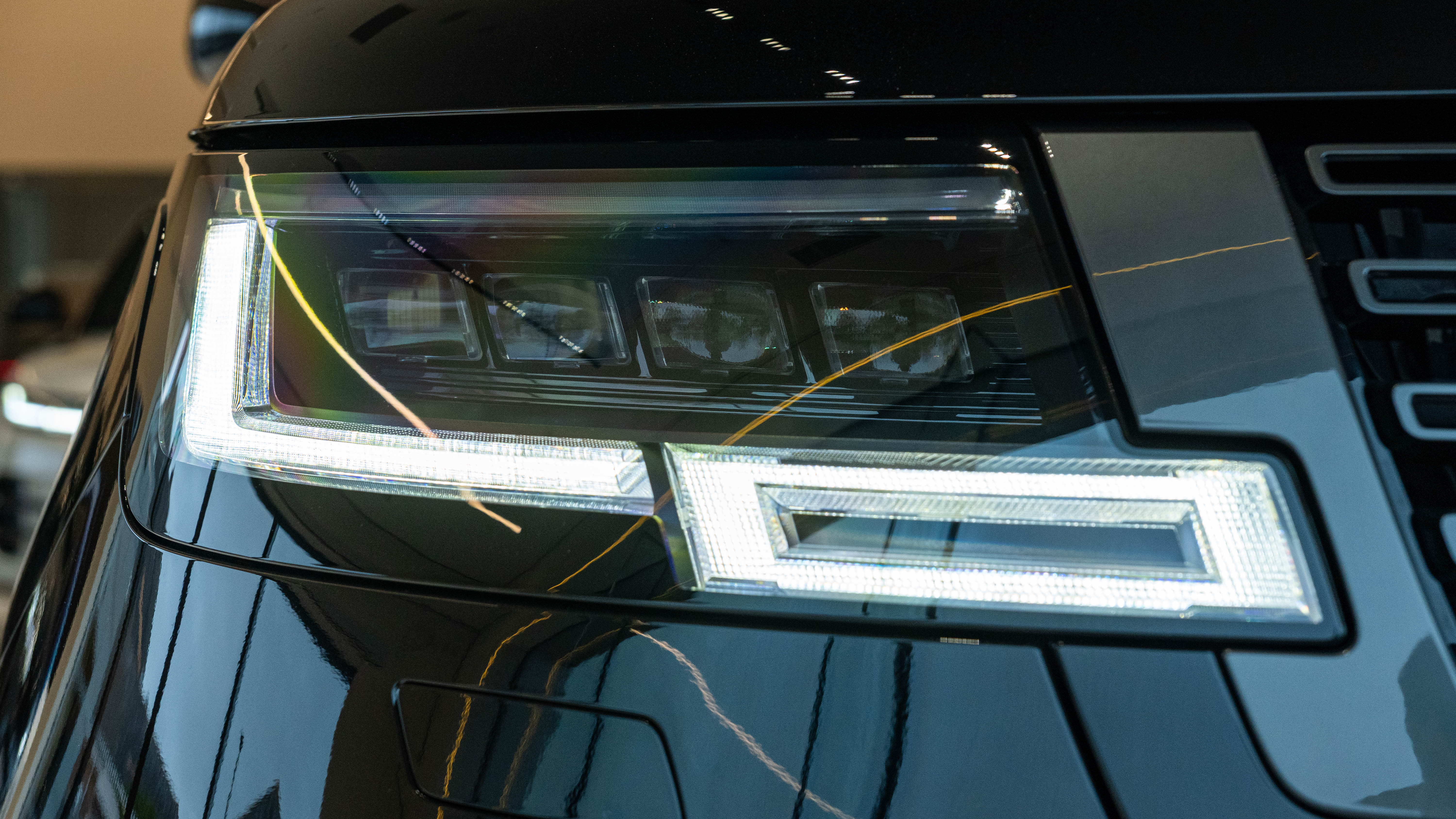 RANGE ROVER 3.0 D350 SE 4DR AUTO ESTATE