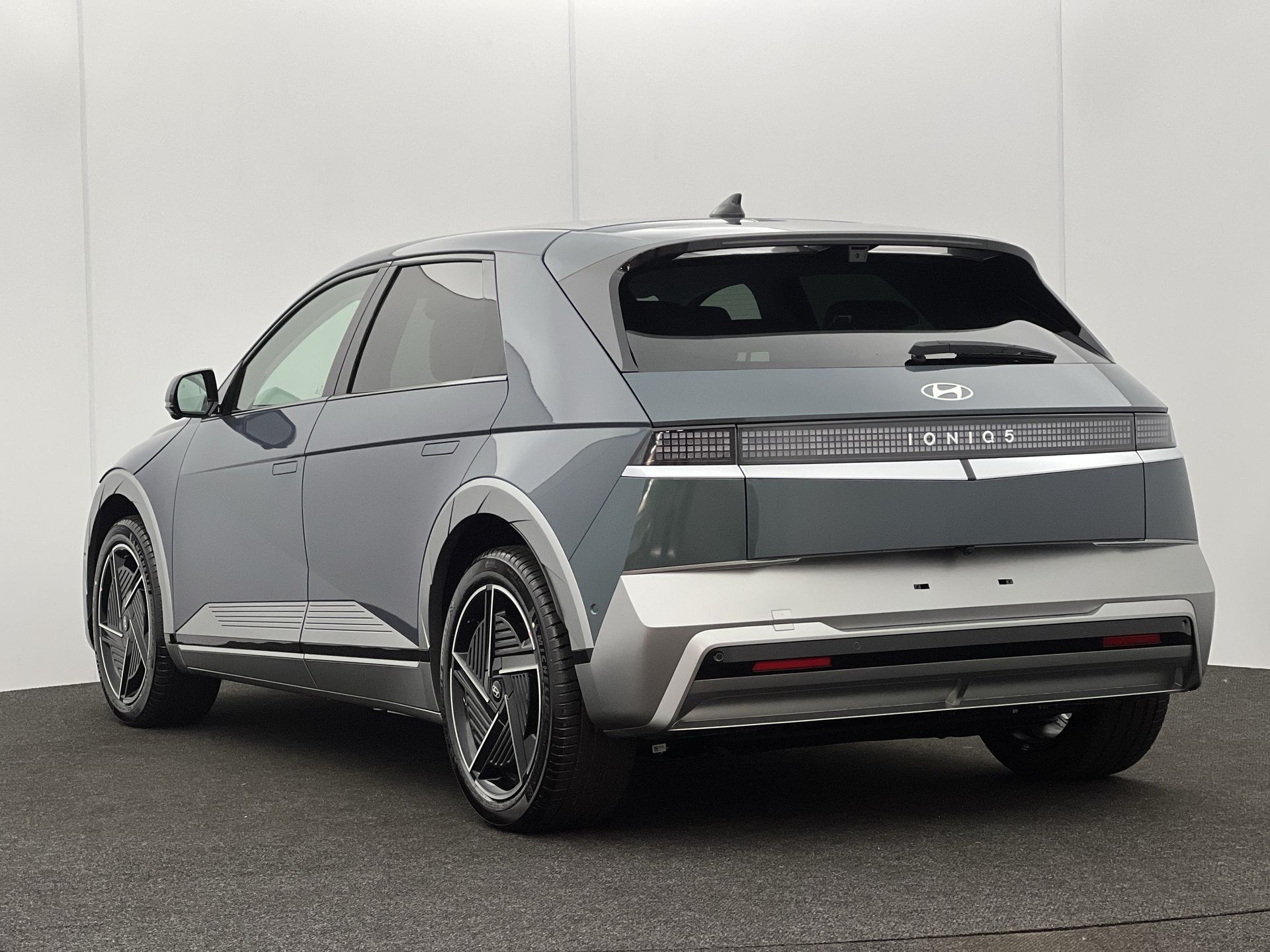 IONIQ 5 168KW ULTIMATE 84 KWH 5DR AUTO [TECH PACK] HATCHBACK