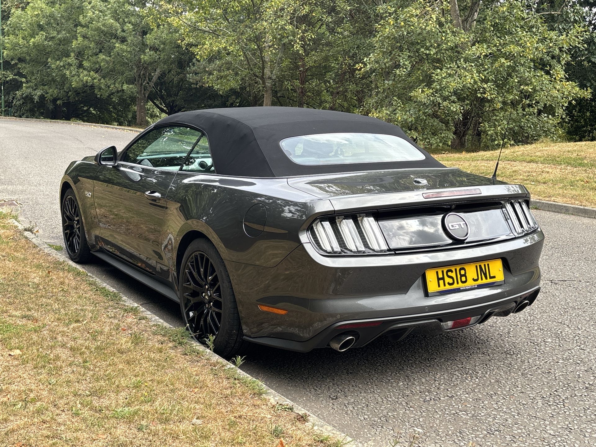 V8