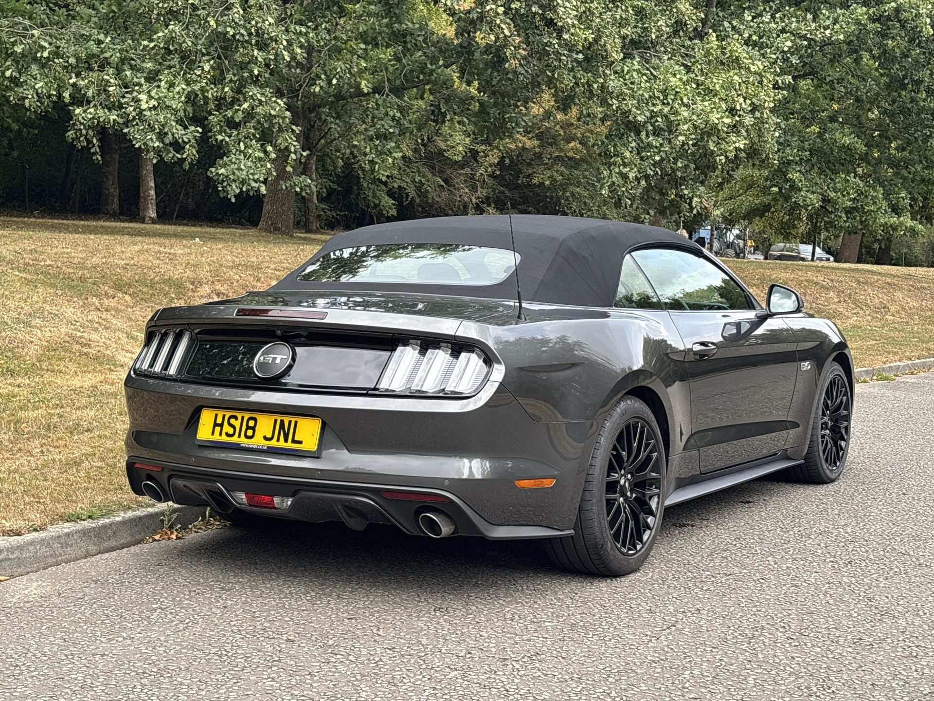 V8