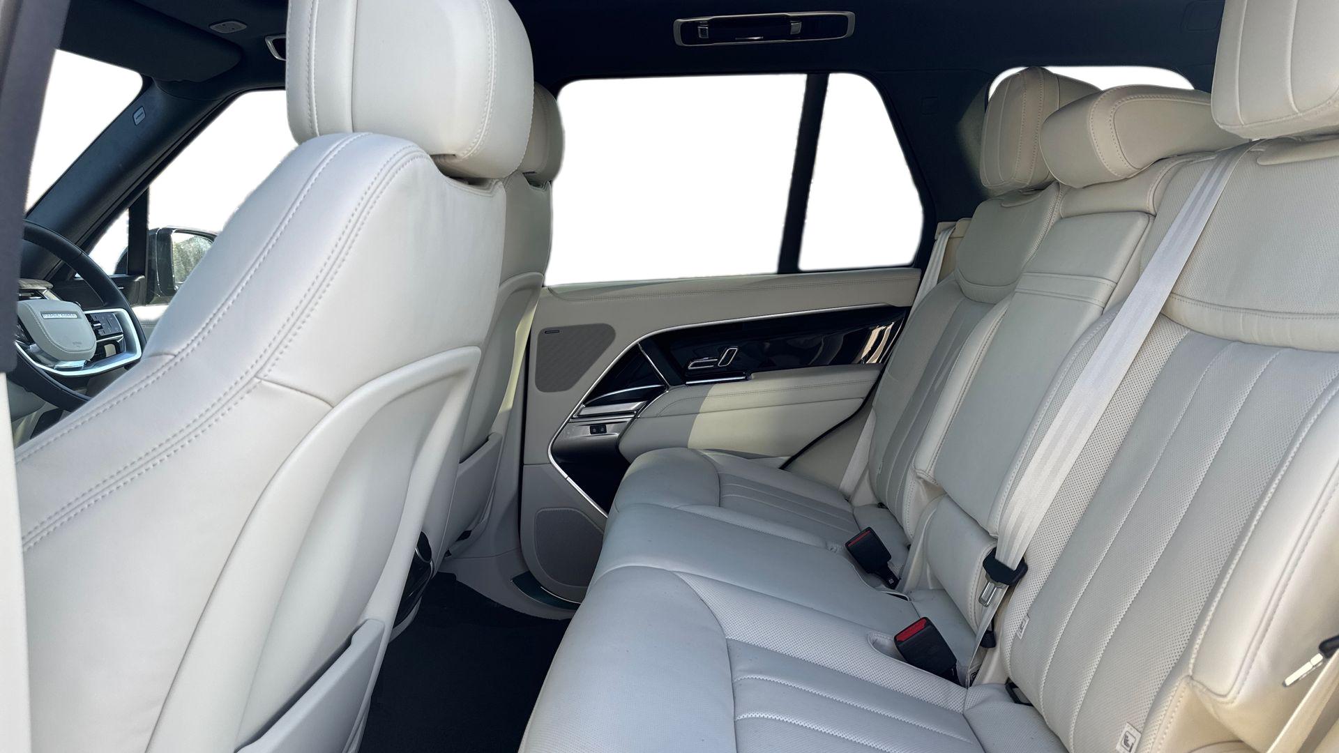 RANGE ROVER 3.0 D300 SE 4DR AUTO ESTATE