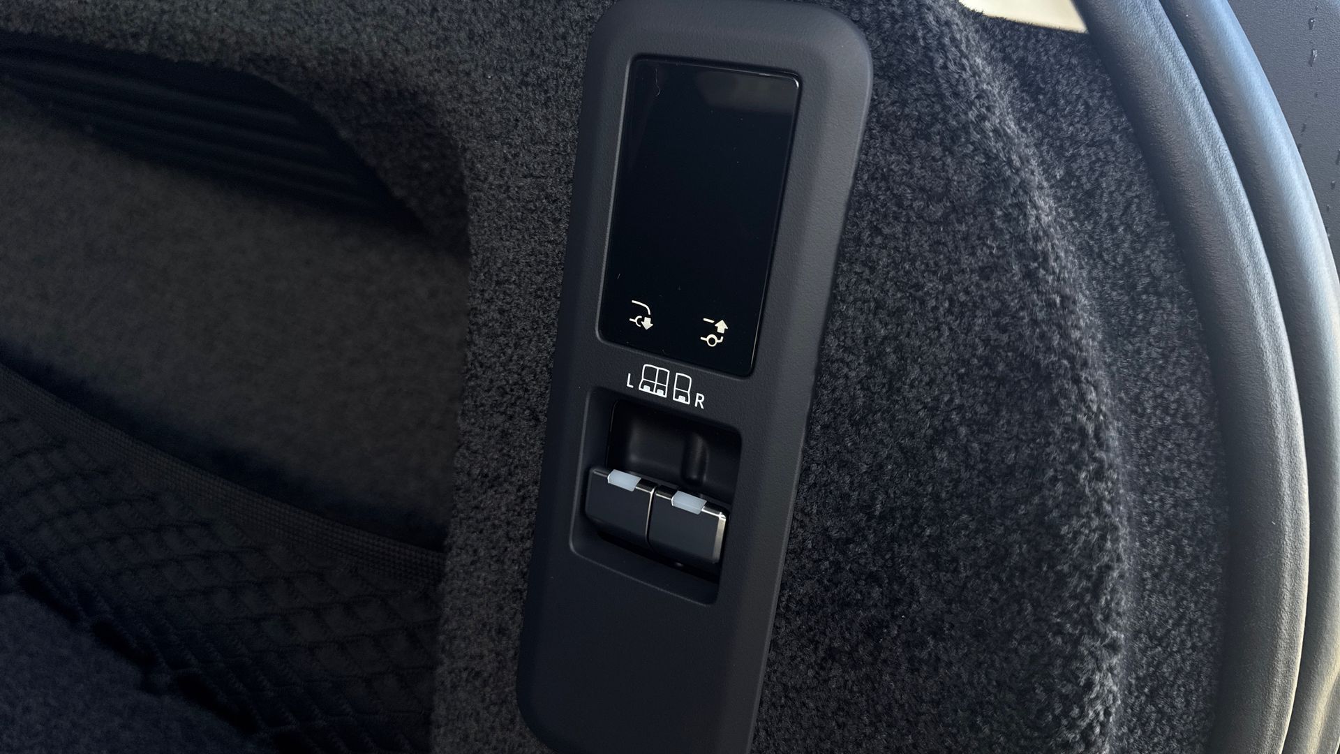 RANGE ROVER 3.0 D300 SE 4DR AUTO ESTATE