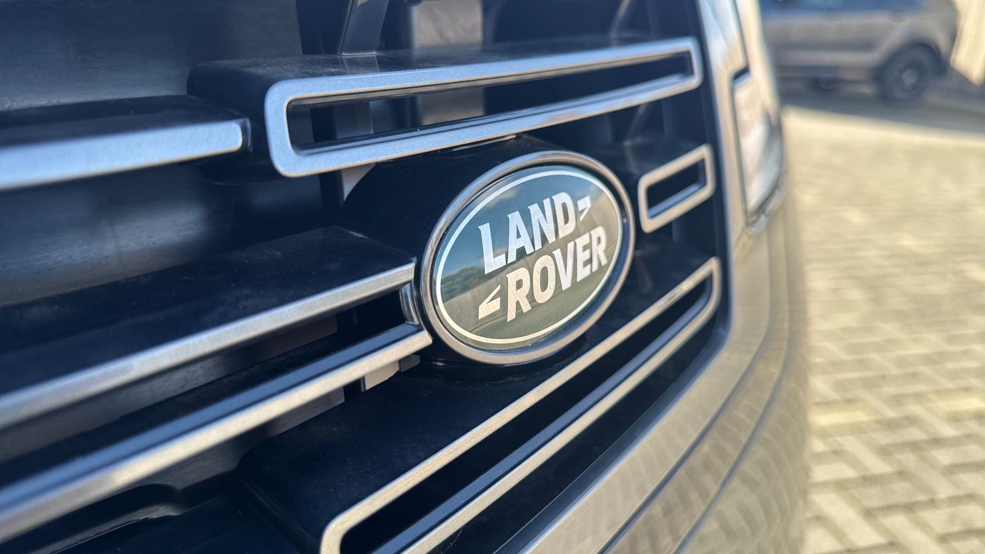 RANGE ROVER 3.0 D300 SE 4DR AUTO ESTATE