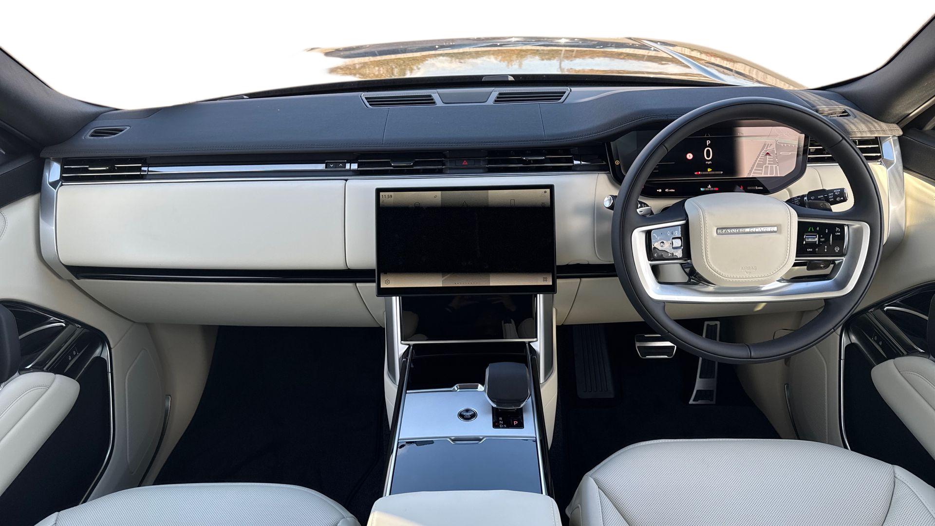 RANGE ROVER 3.0 D300 SE 4DR AUTO ESTATE