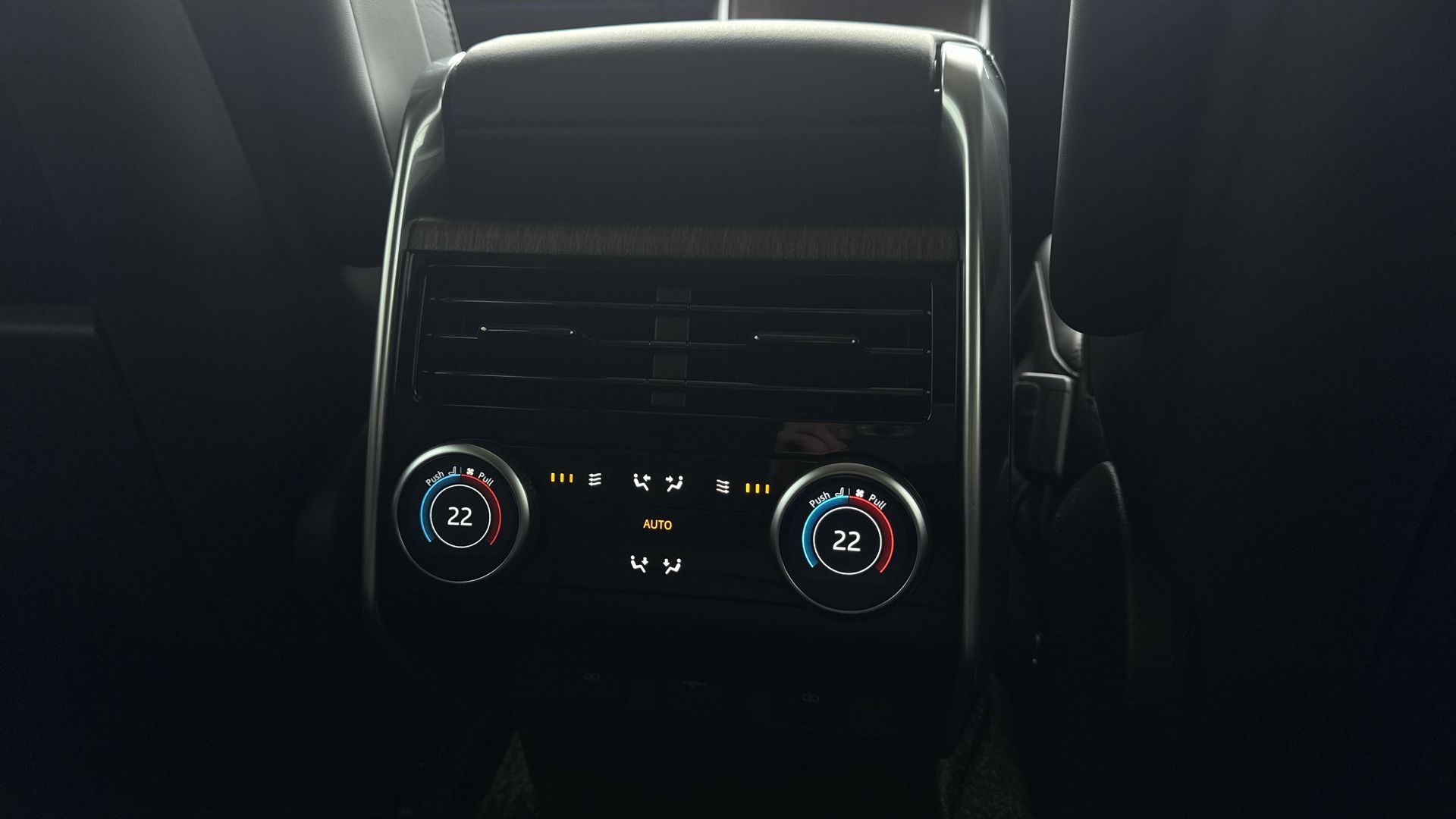 RANGE ROVER 3.0 D350 HSE 4DR AUTO ESTATE