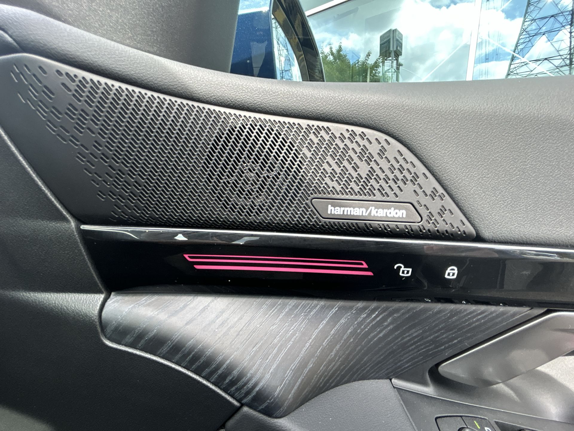 520I