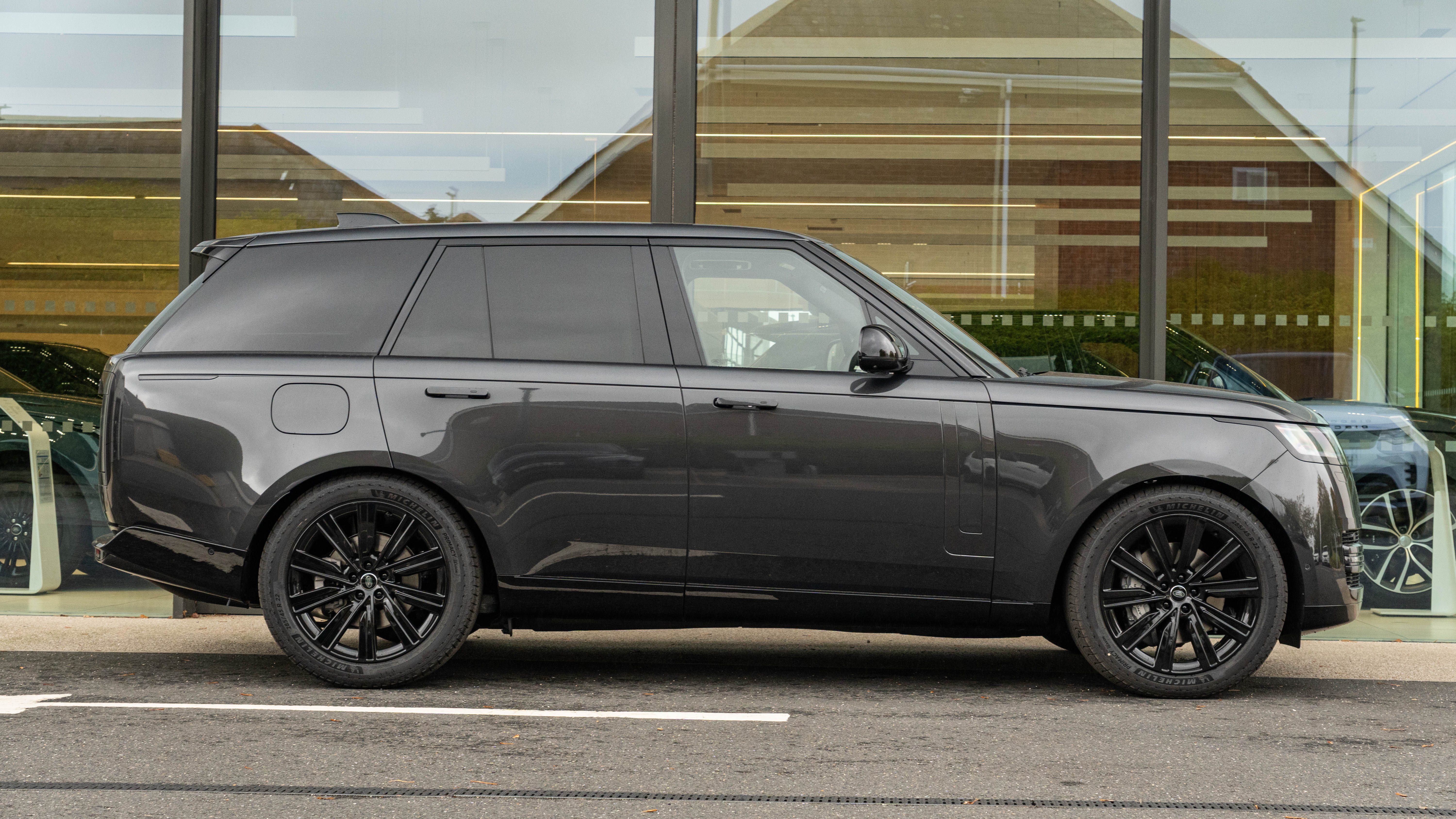 RANGE ROVER 3.0 D350 SE 4DR AUTO ESTATE