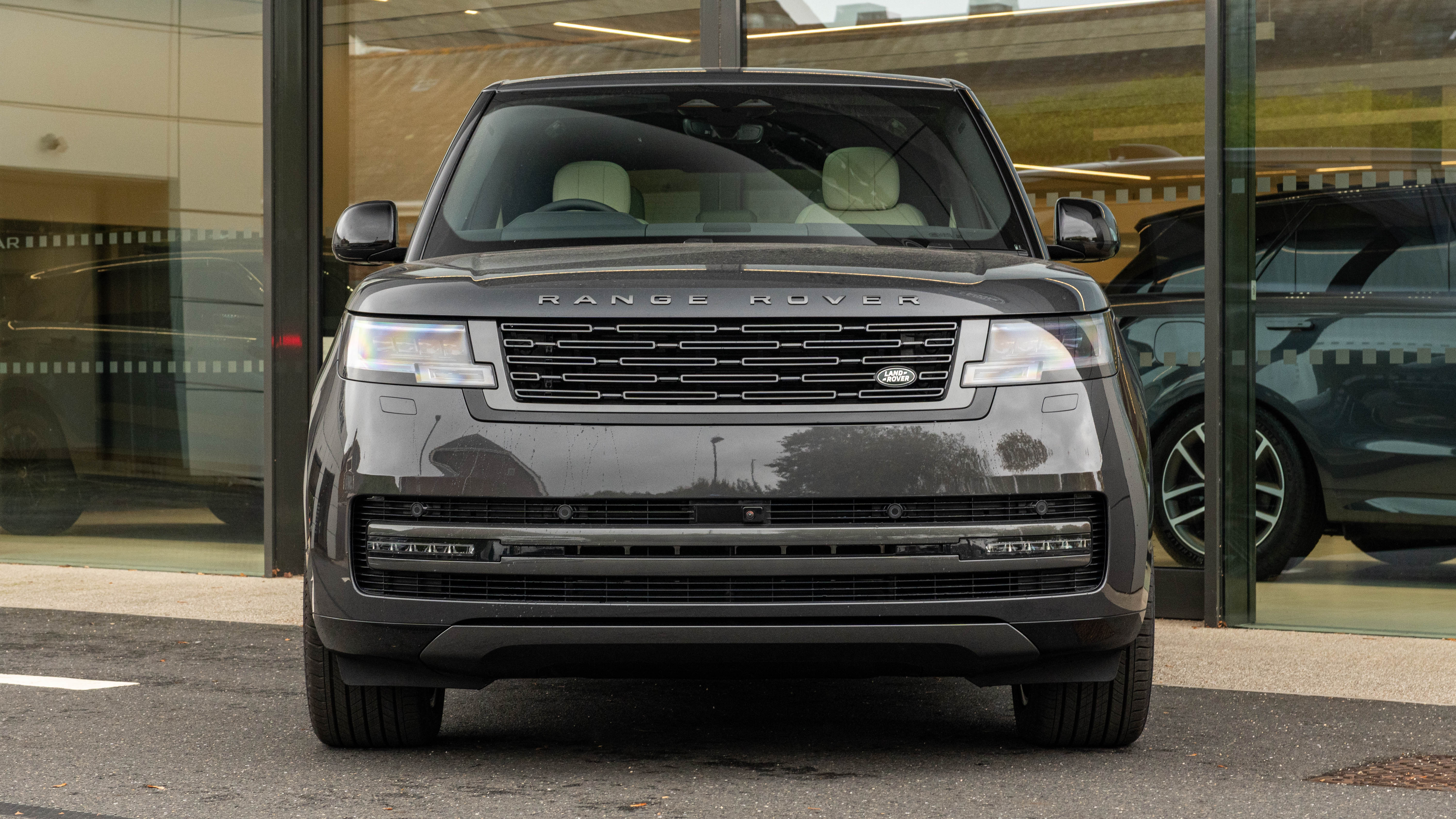 RANGE ROVER 3.0 D350 SE 4DR AUTO ESTATE