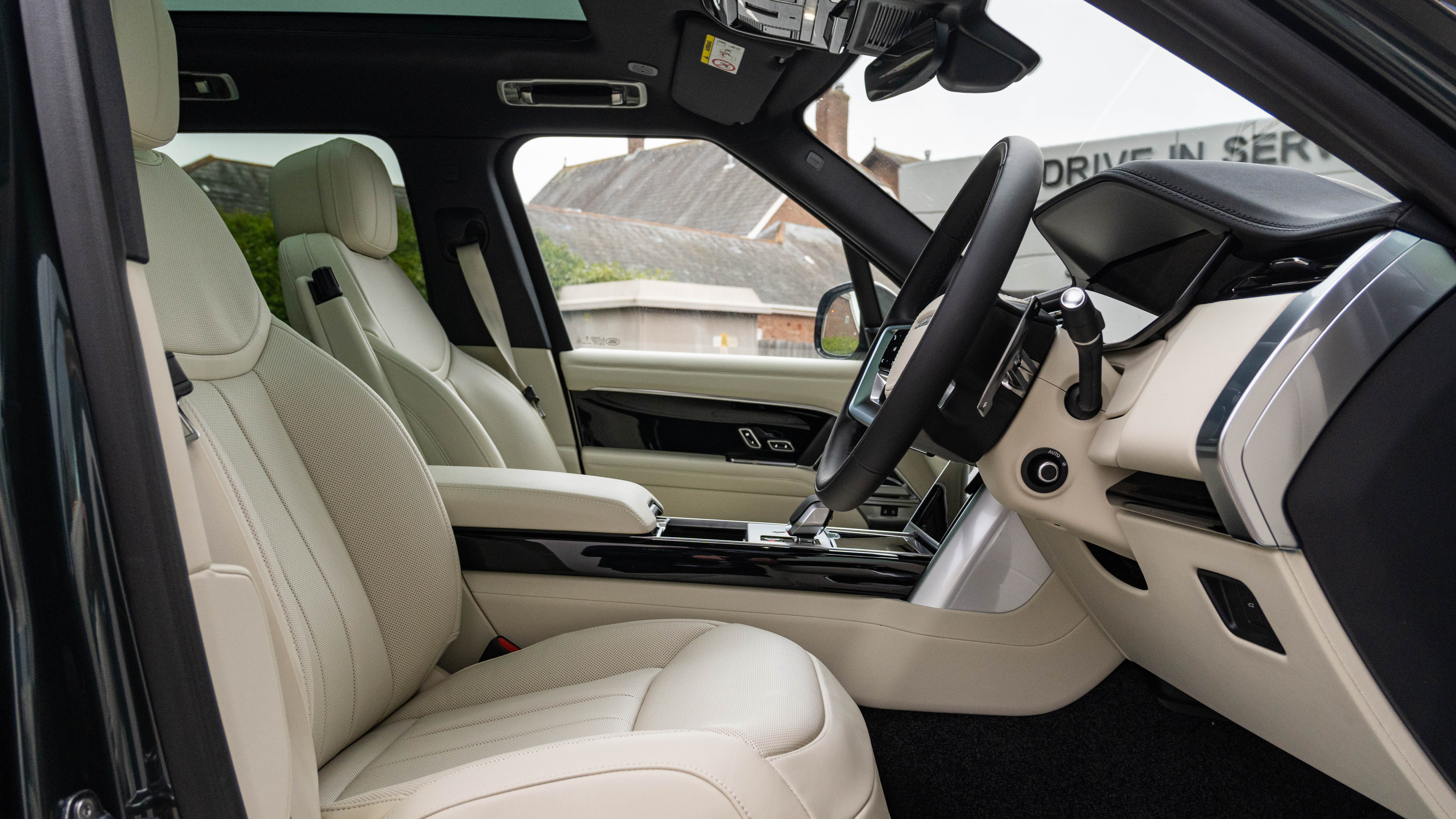 RANGE ROVER 3.0 D350 SE 4DR AUTO ESTATE