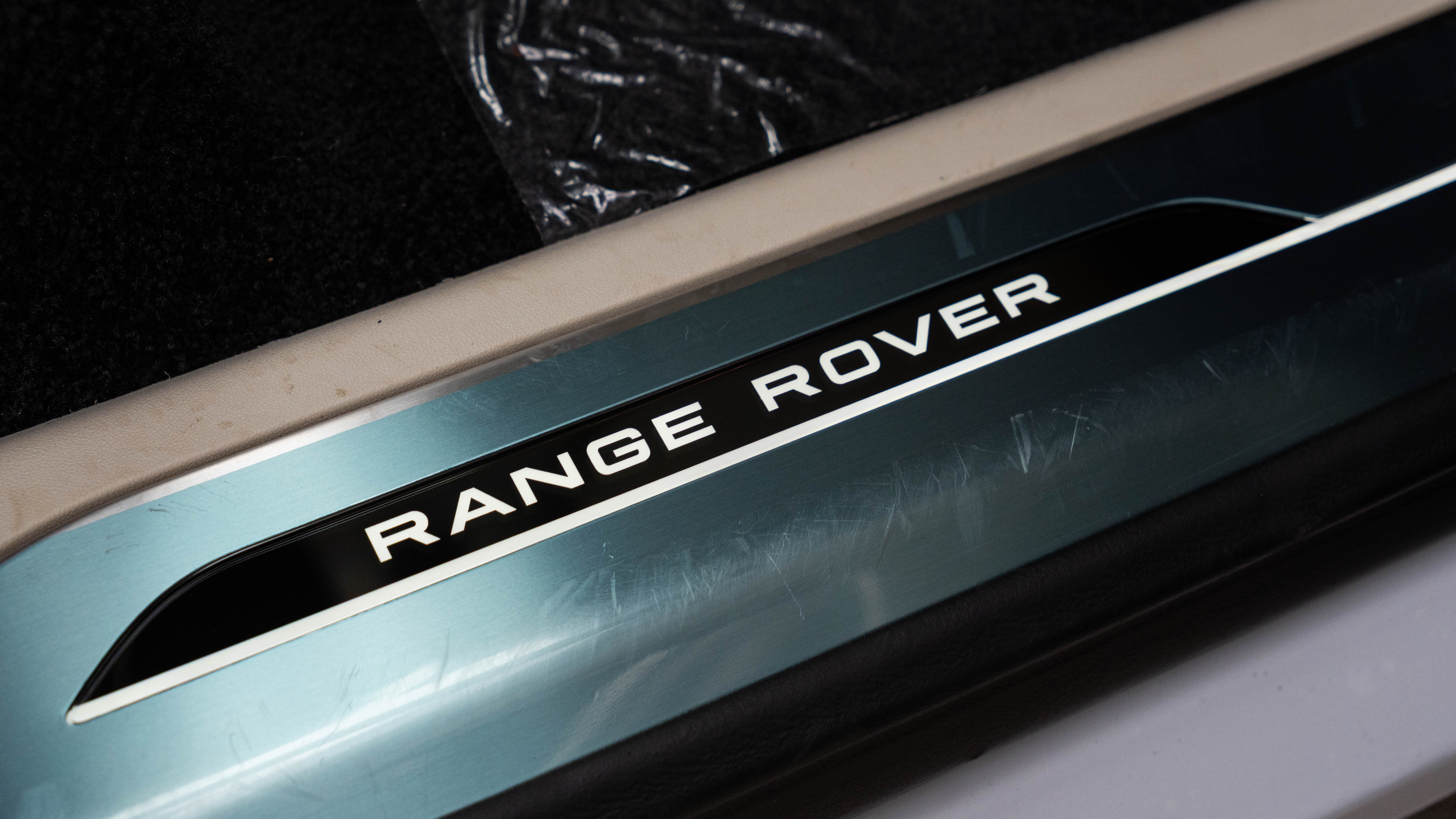 RANGE ROVER 3.0 D350 SE 4DR AUTO ESTATE