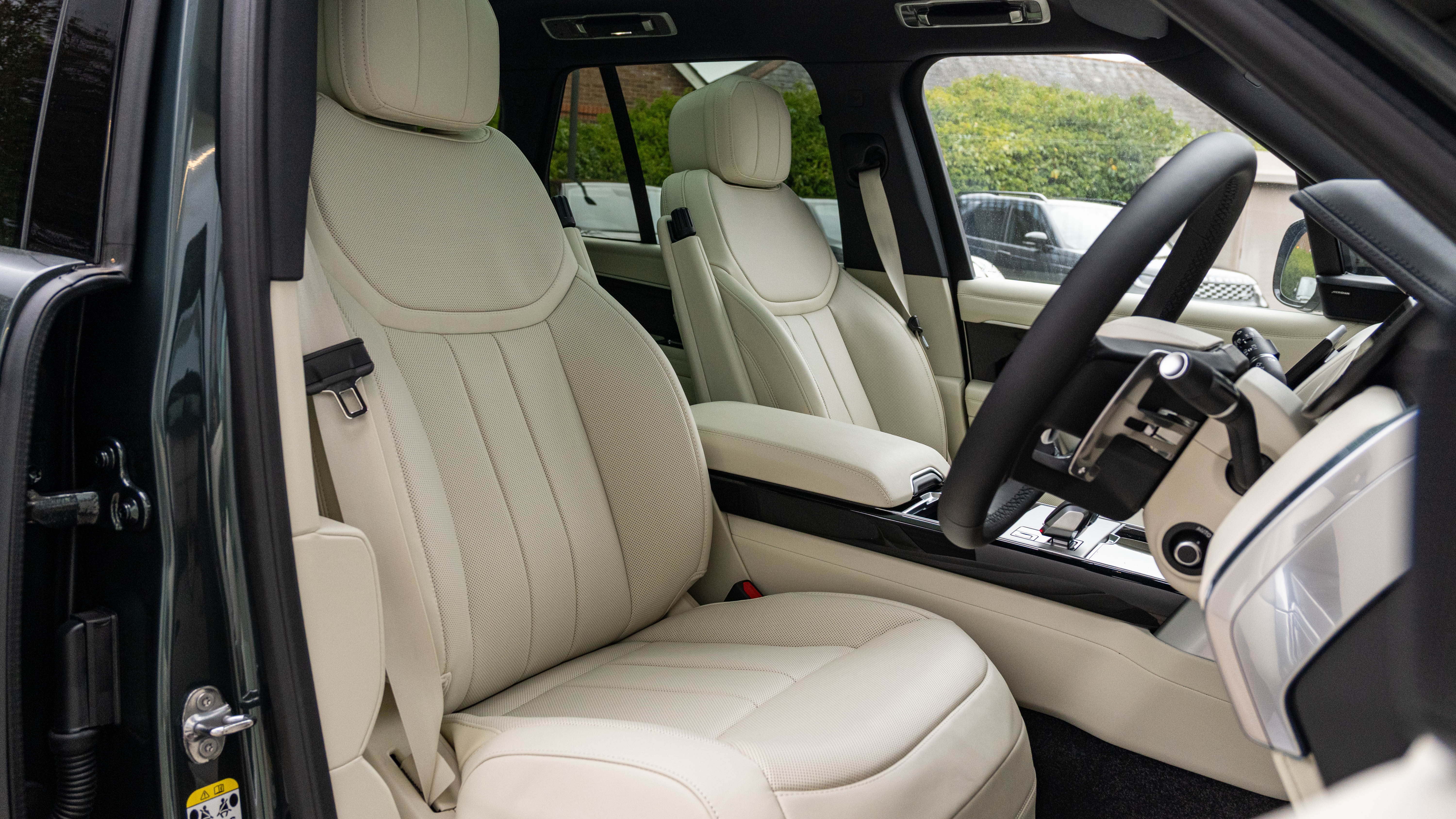 RANGE ROVER 3.0 D350 SE 4DR AUTO ESTATE