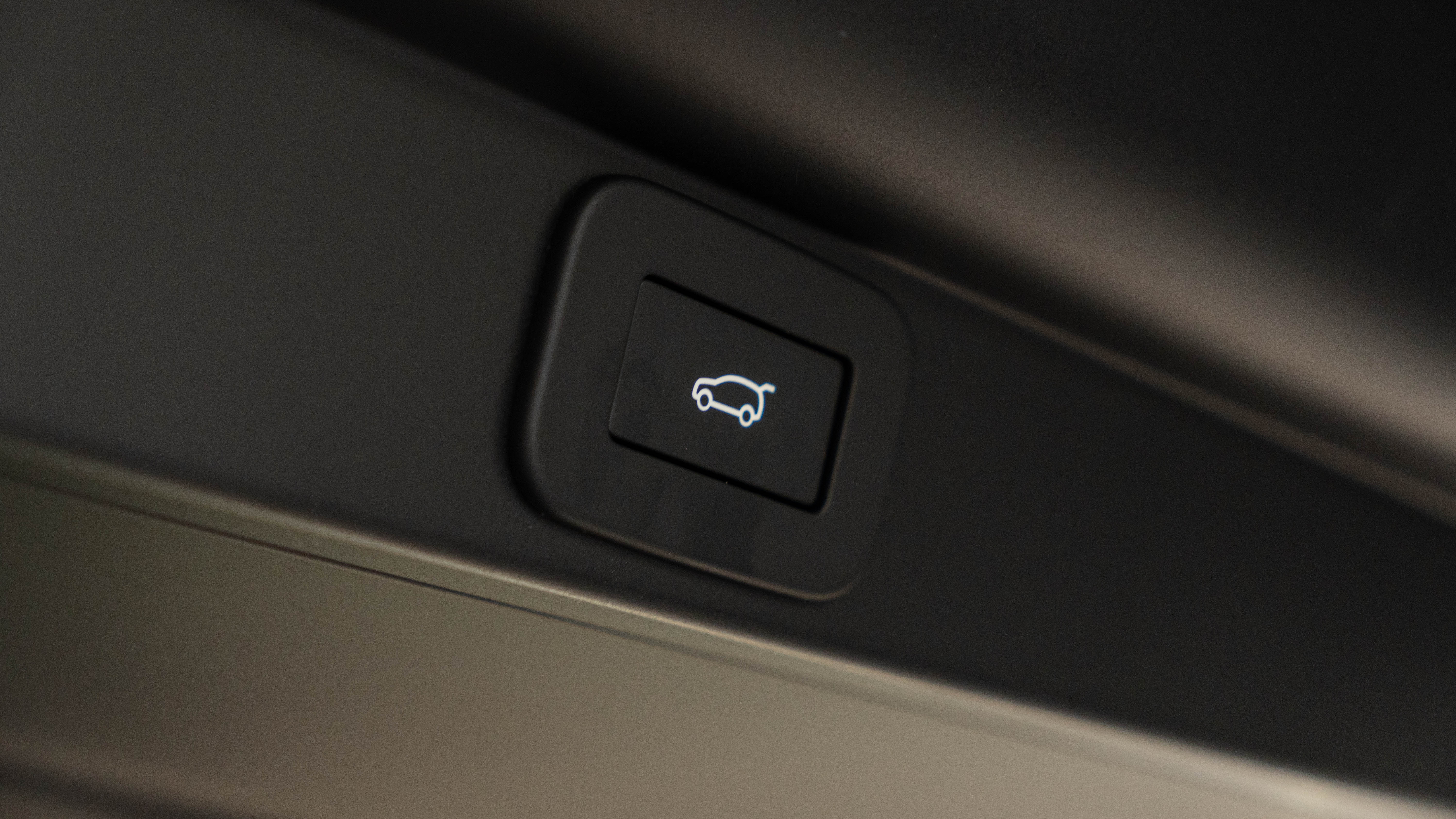 RANGE ROVER 3.0 D350 SE 4DR AUTO ESTATE