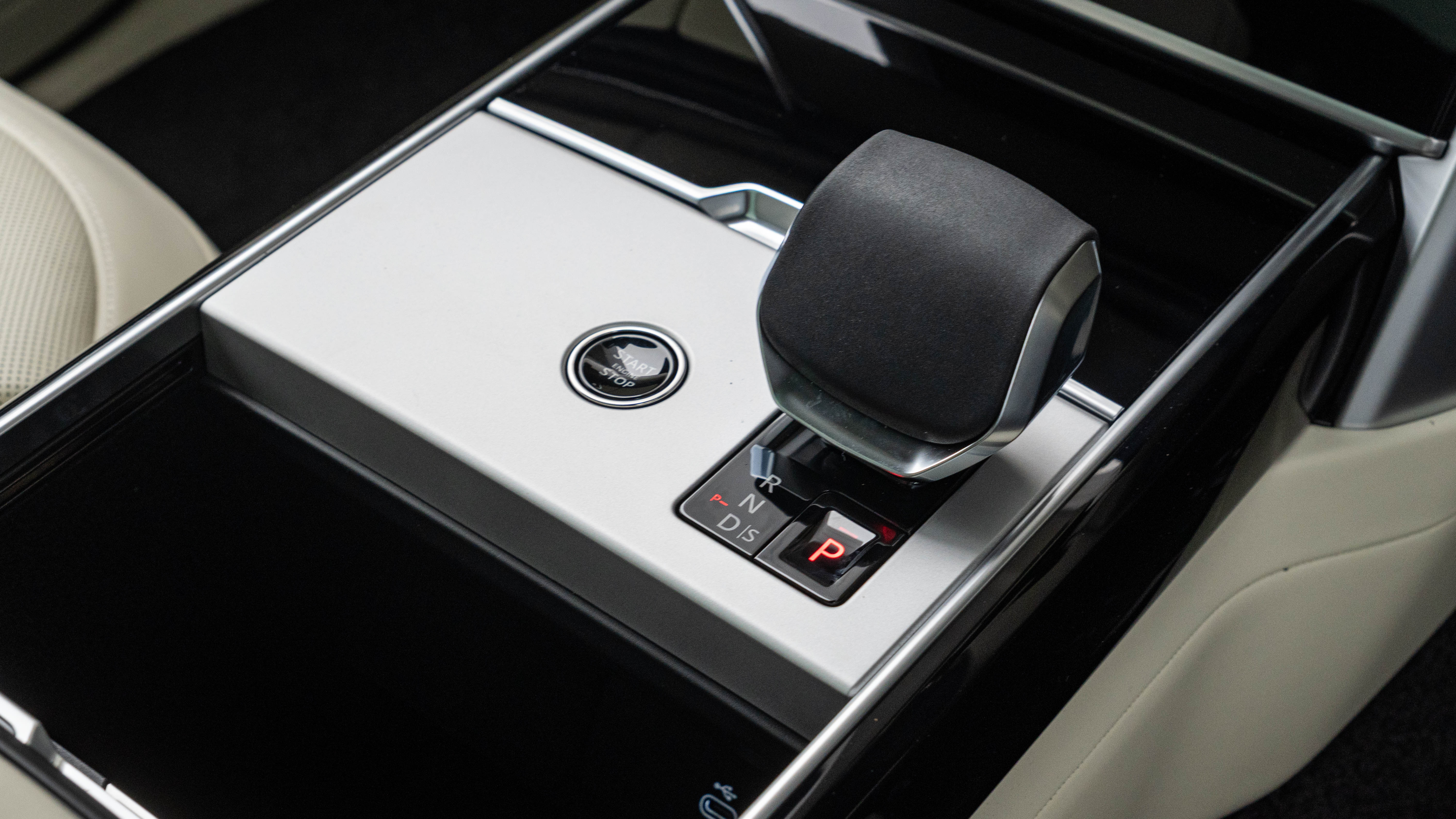 RANGE ROVER 3.0 D350 SE 4DR AUTO ESTATE