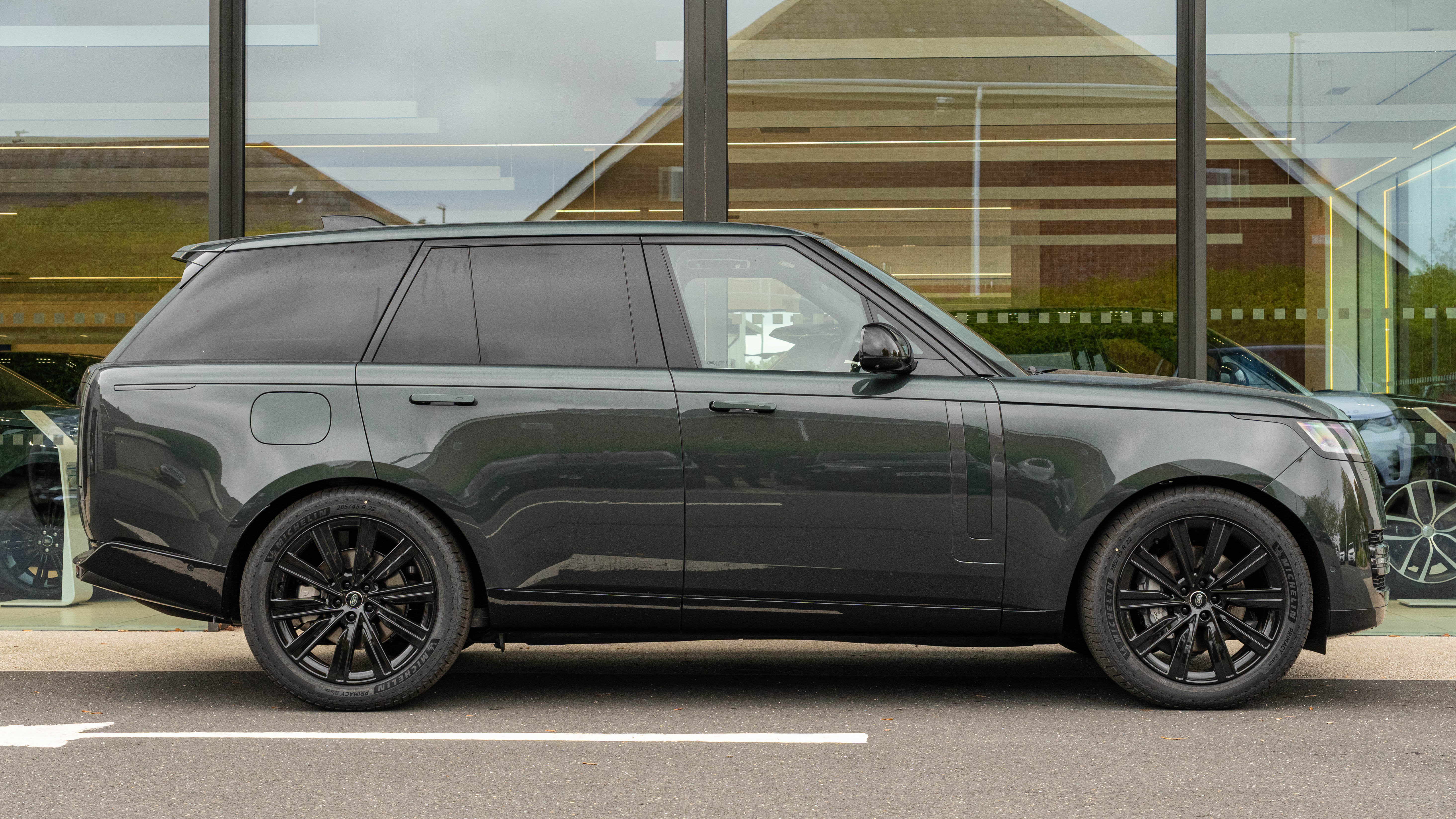 RANGE ROVER 3.0 D350 SE 4DR AUTO ESTATE