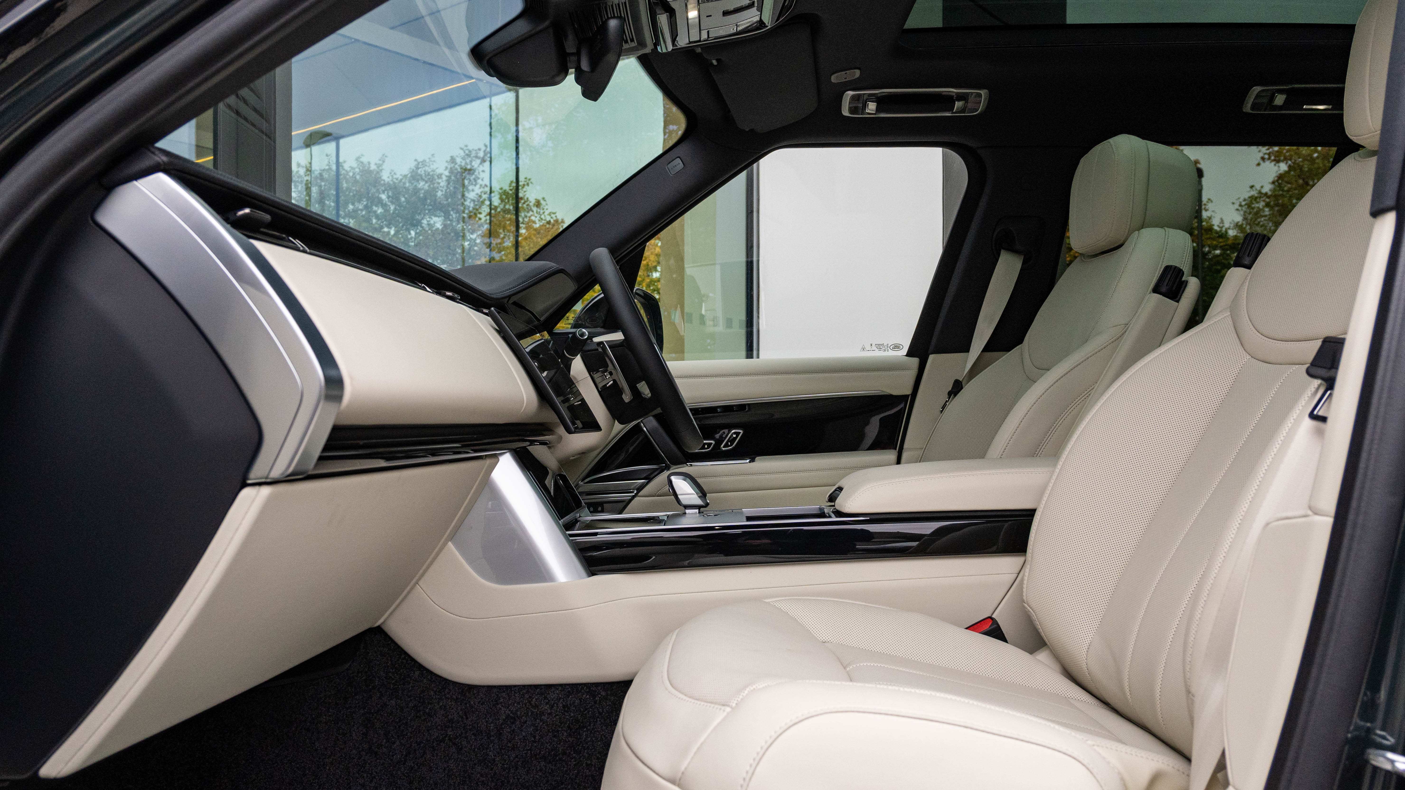 RANGE ROVER 3.0 D350 SE 4DR AUTO ESTATE