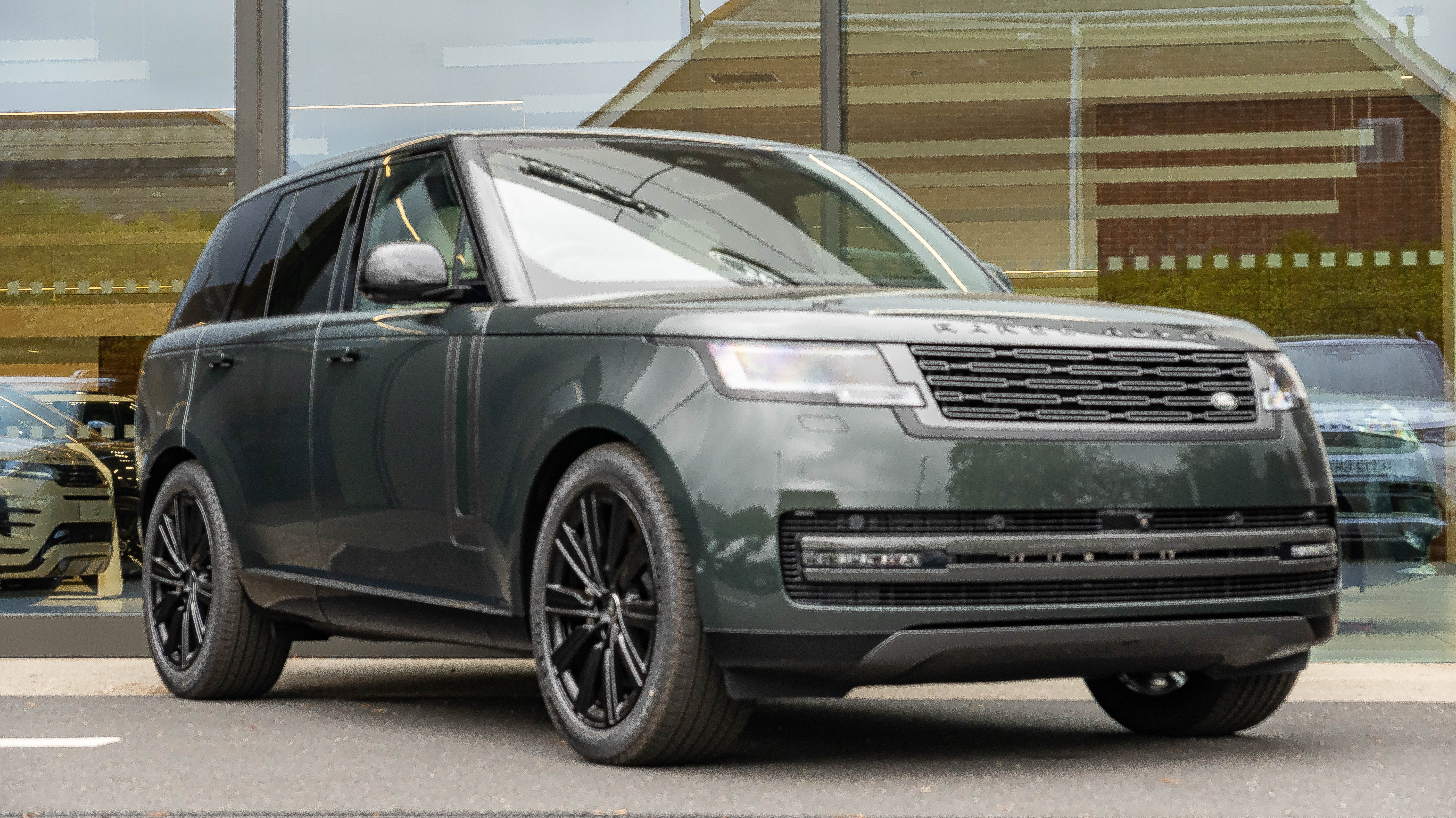 RANGE ROVER 3.0 D350 SE 4DR AUTO ESTATE