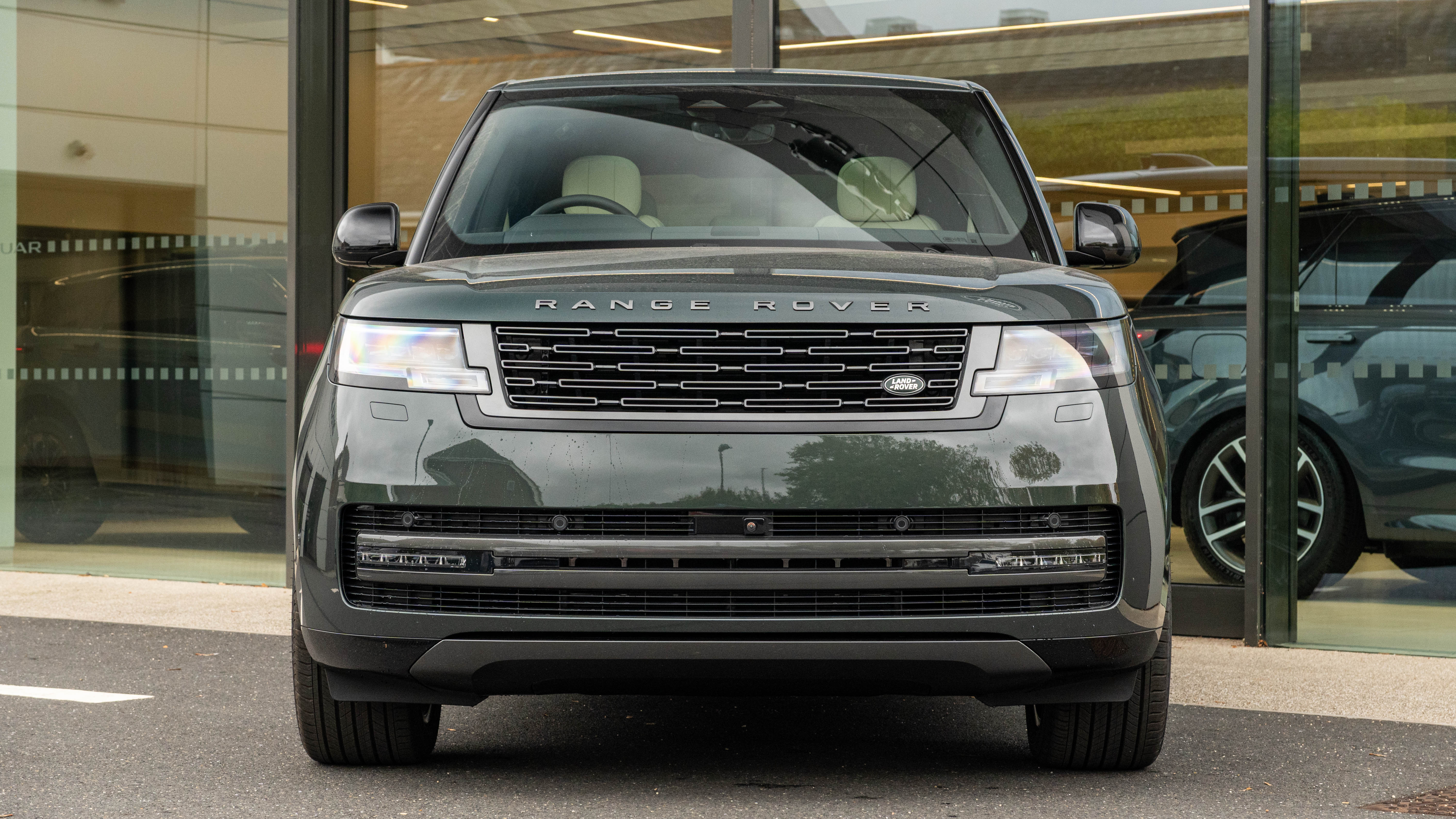 RANGE ROVER 3.0 D350 SE 4DR AUTO ESTATE