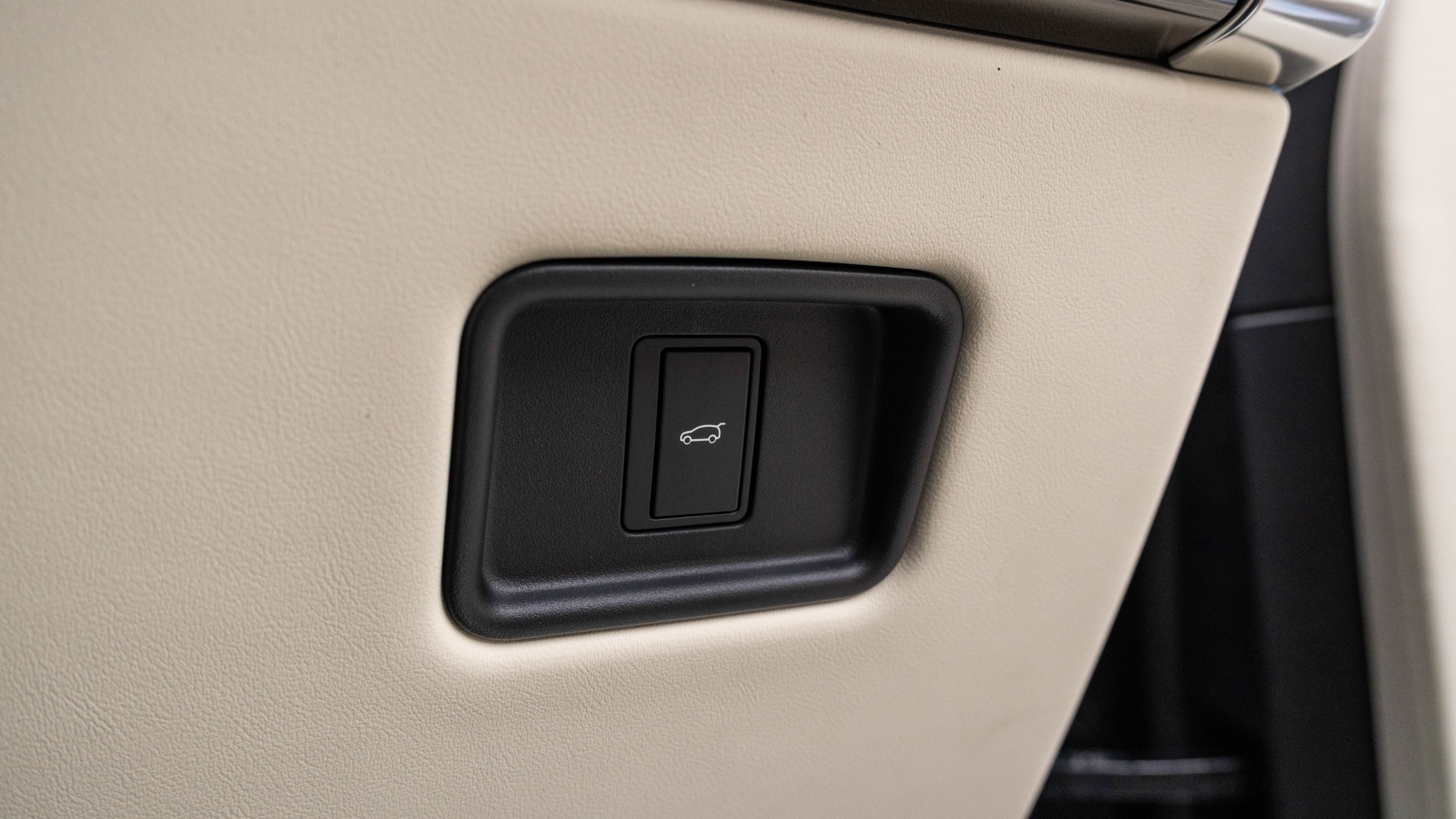 RANGE ROVER 3.0 D350 SE 4DR AUTO ESTATE