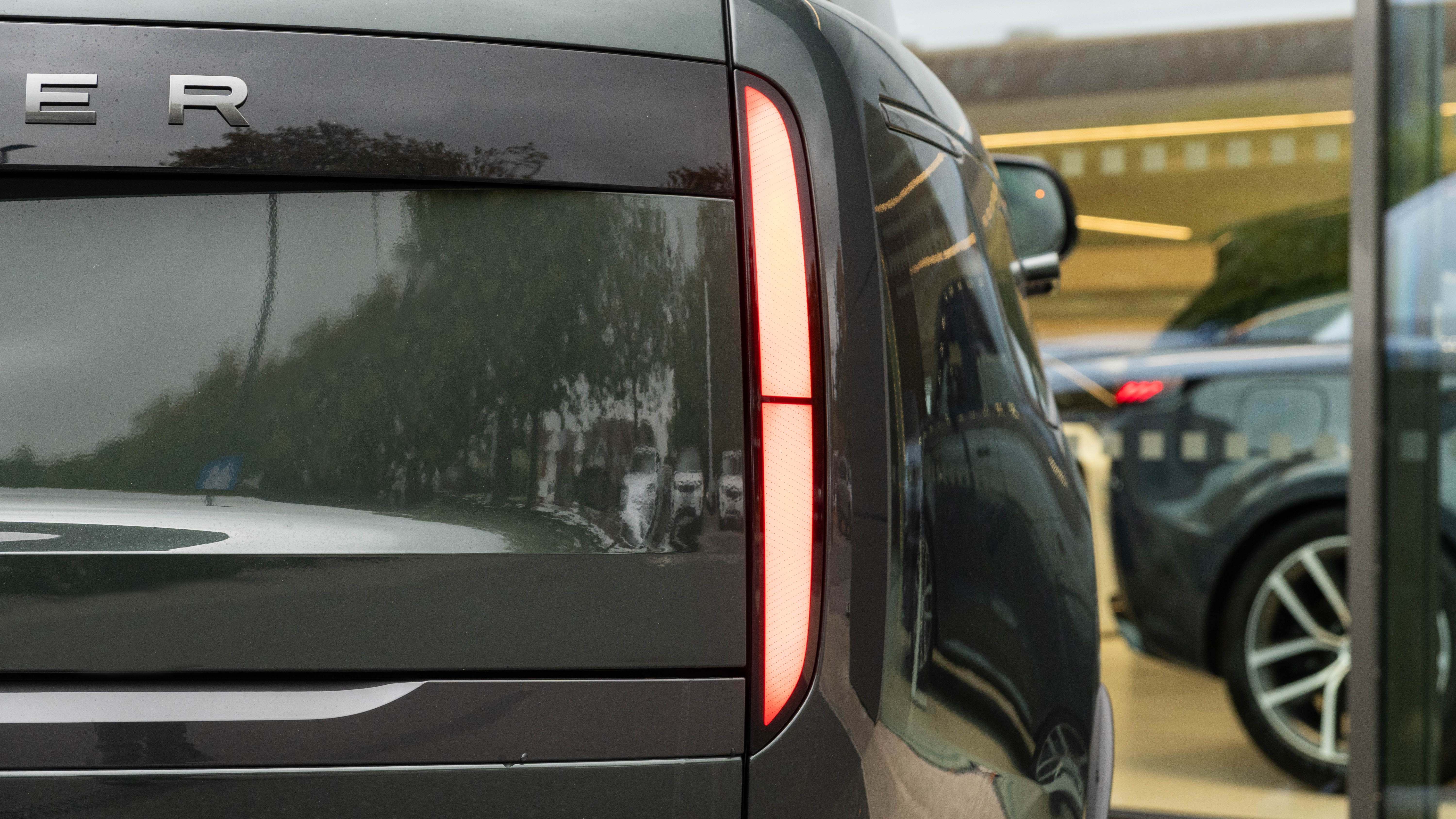 RANGE ROVER 3.0 D350 SE 4DR AUTO ESTATE