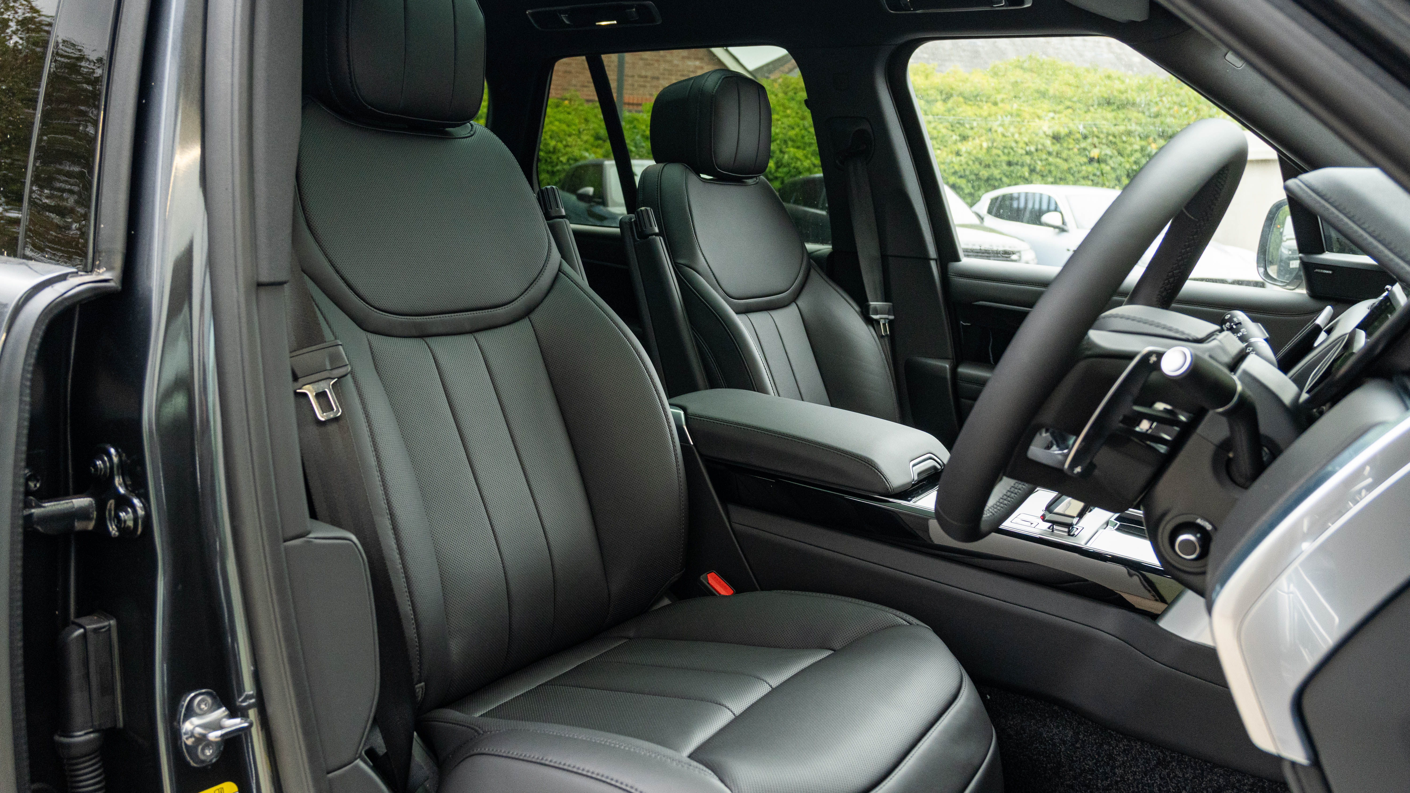 RANGE ROVER 3.0 D350 SE 4DR AUTO ESTATE