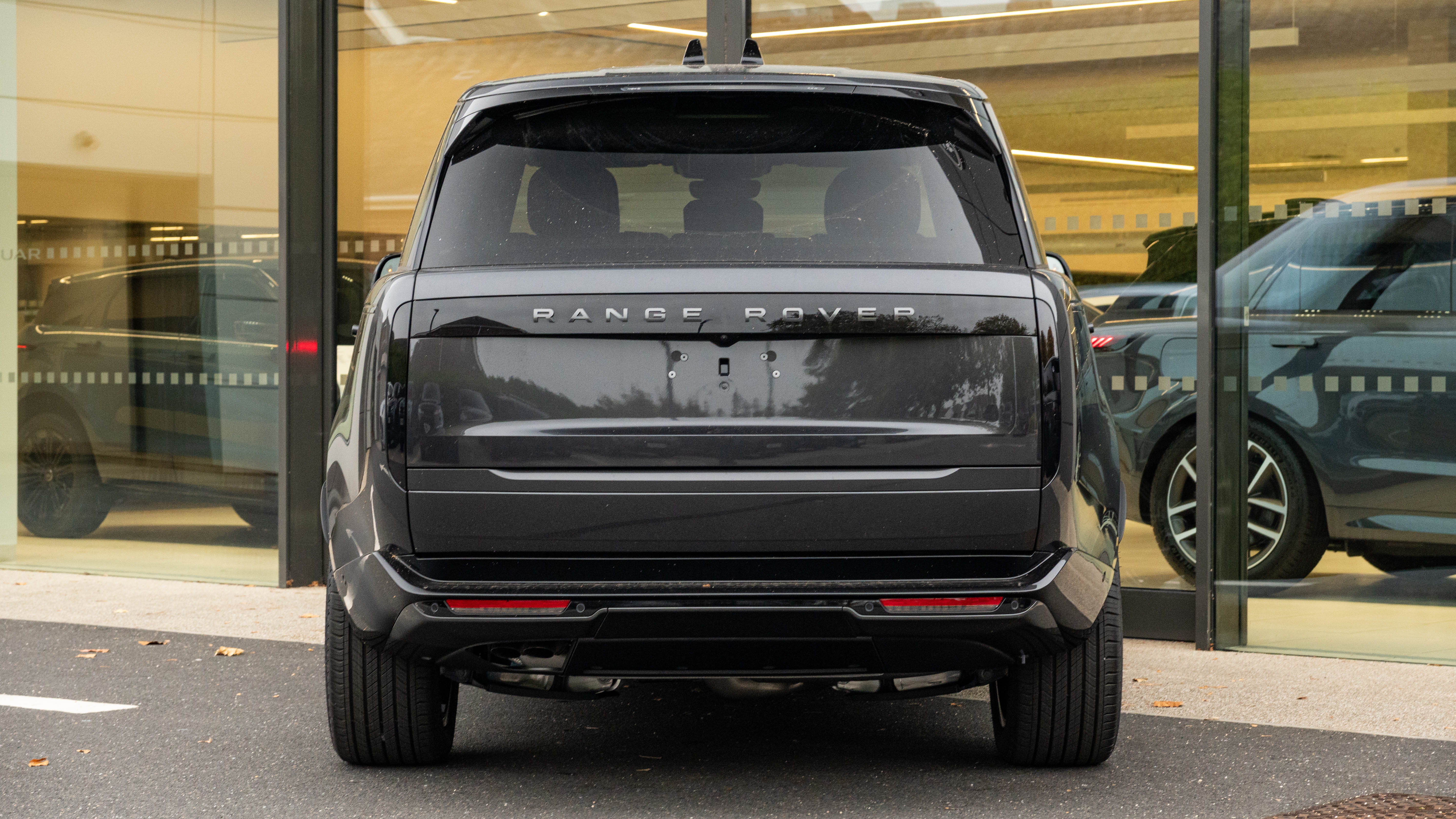RANGE ROVER 3.0 D350 SE 4DR AUTO ESTATE