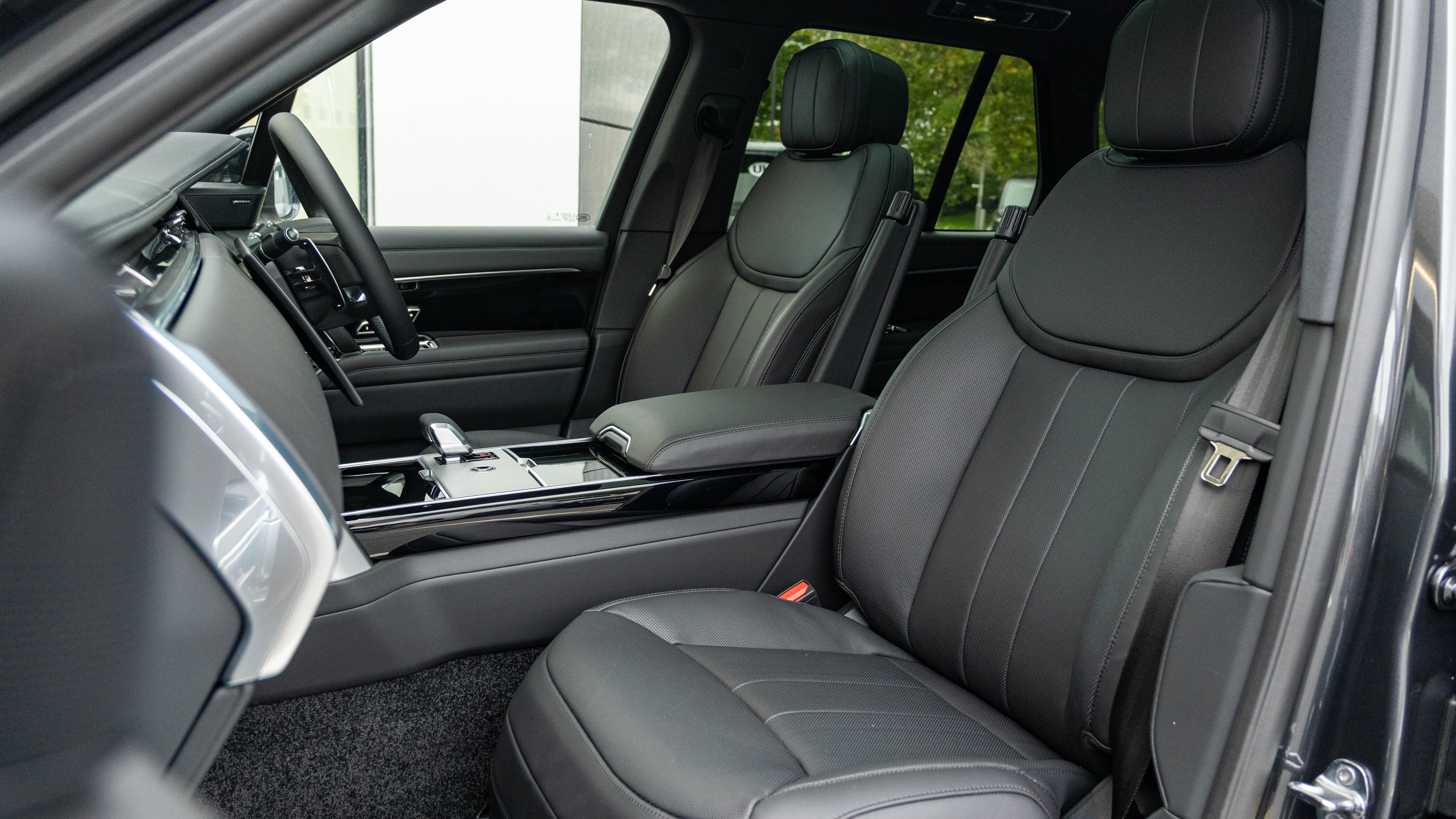 RANGE ROVER 3.0 D350 SE 4DR AUTO ESTATE