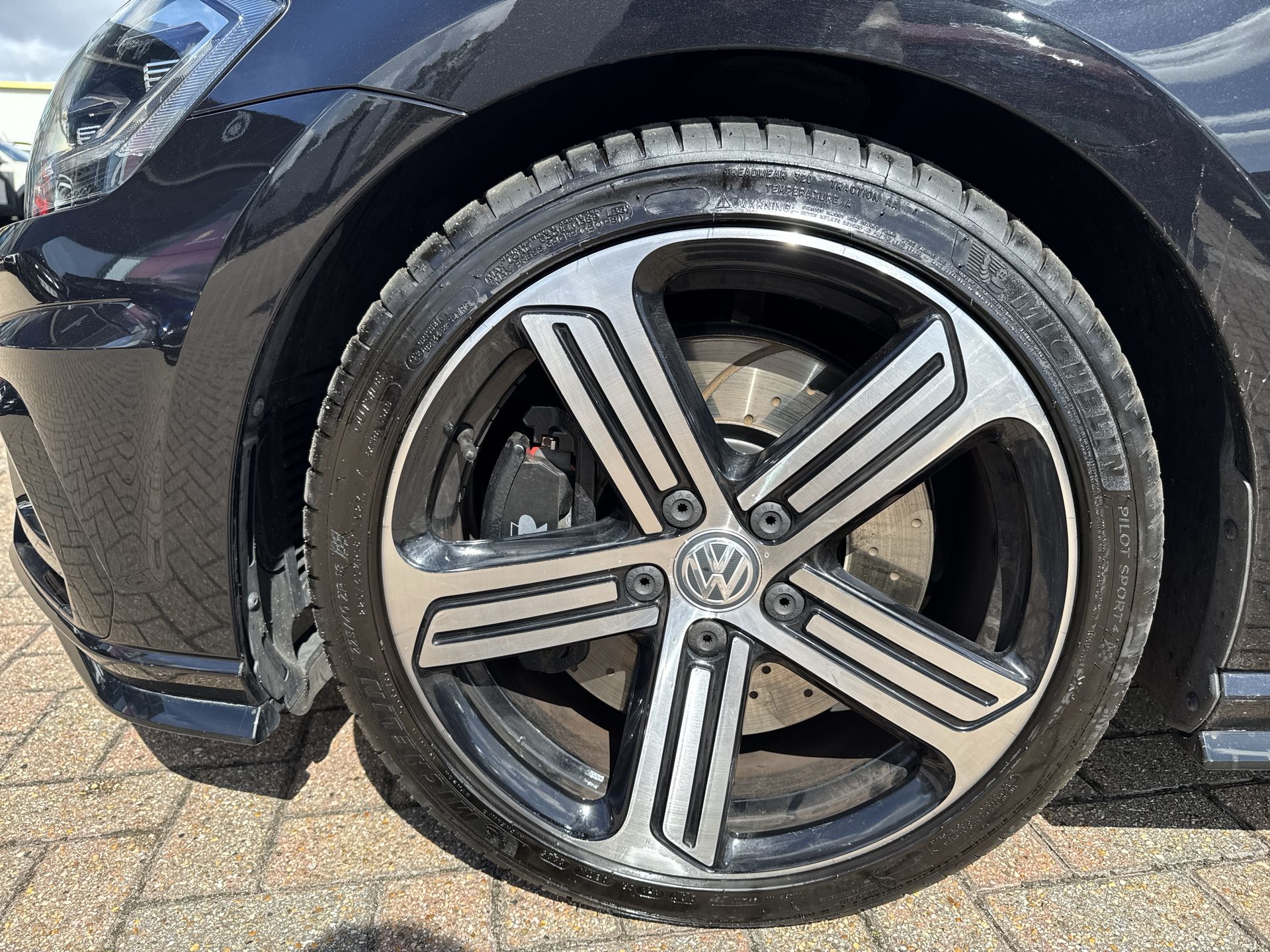 TSI 300 4MOTION DSG