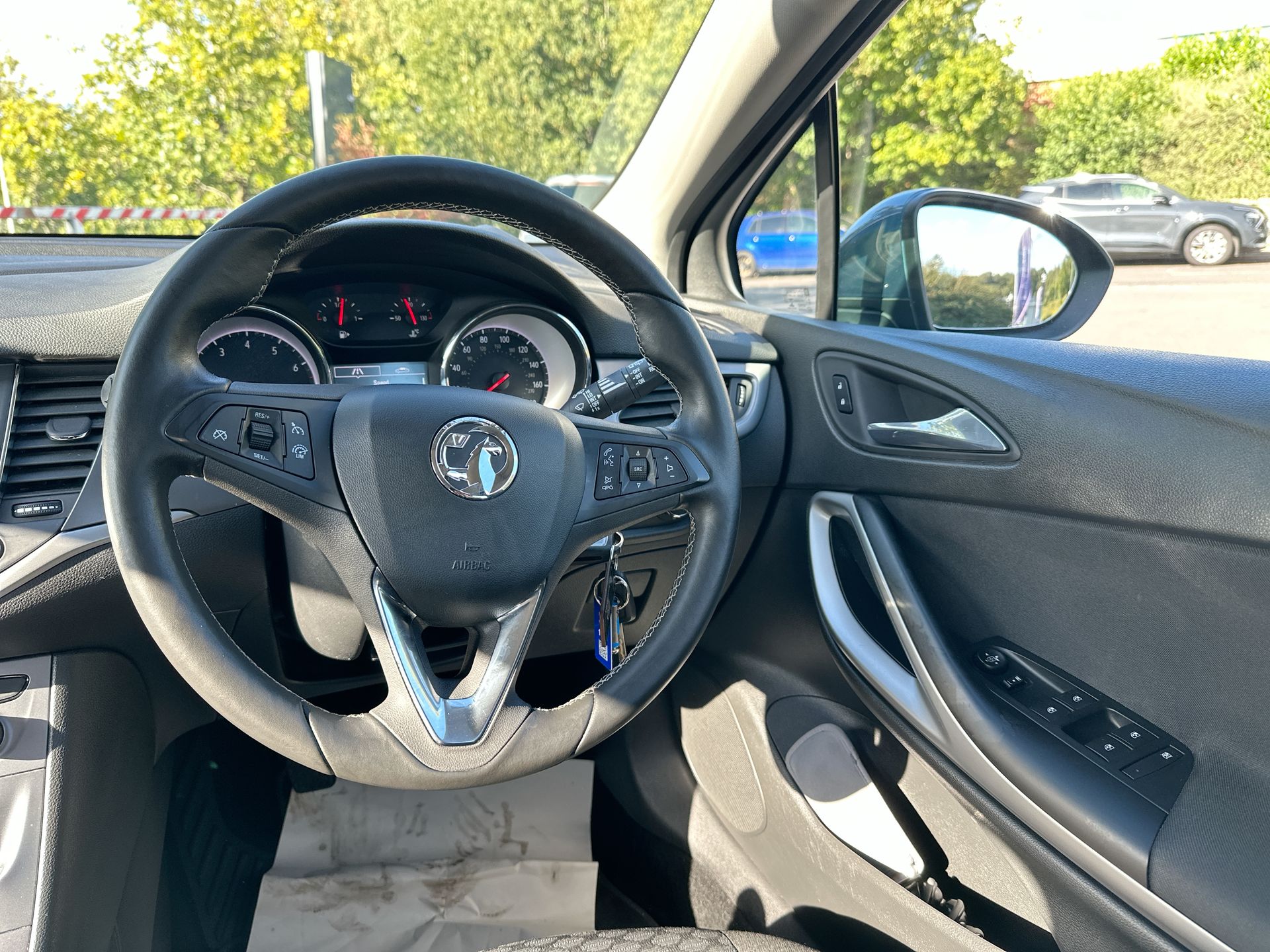 16V 125