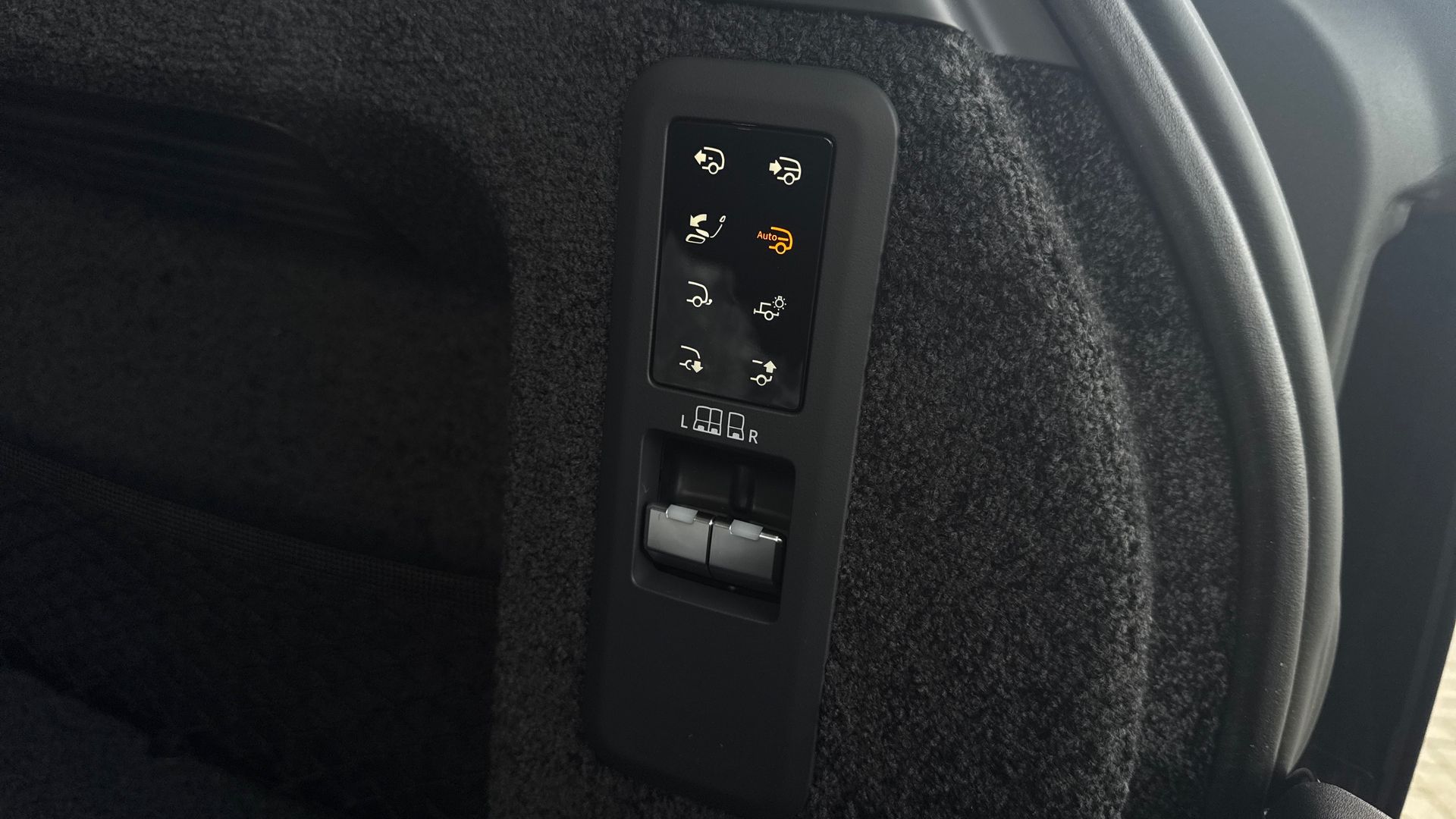 RANGE ROVER 3.0 D350 AUTOBIOGRAPHY LWB 4DR AUTO ESTATE