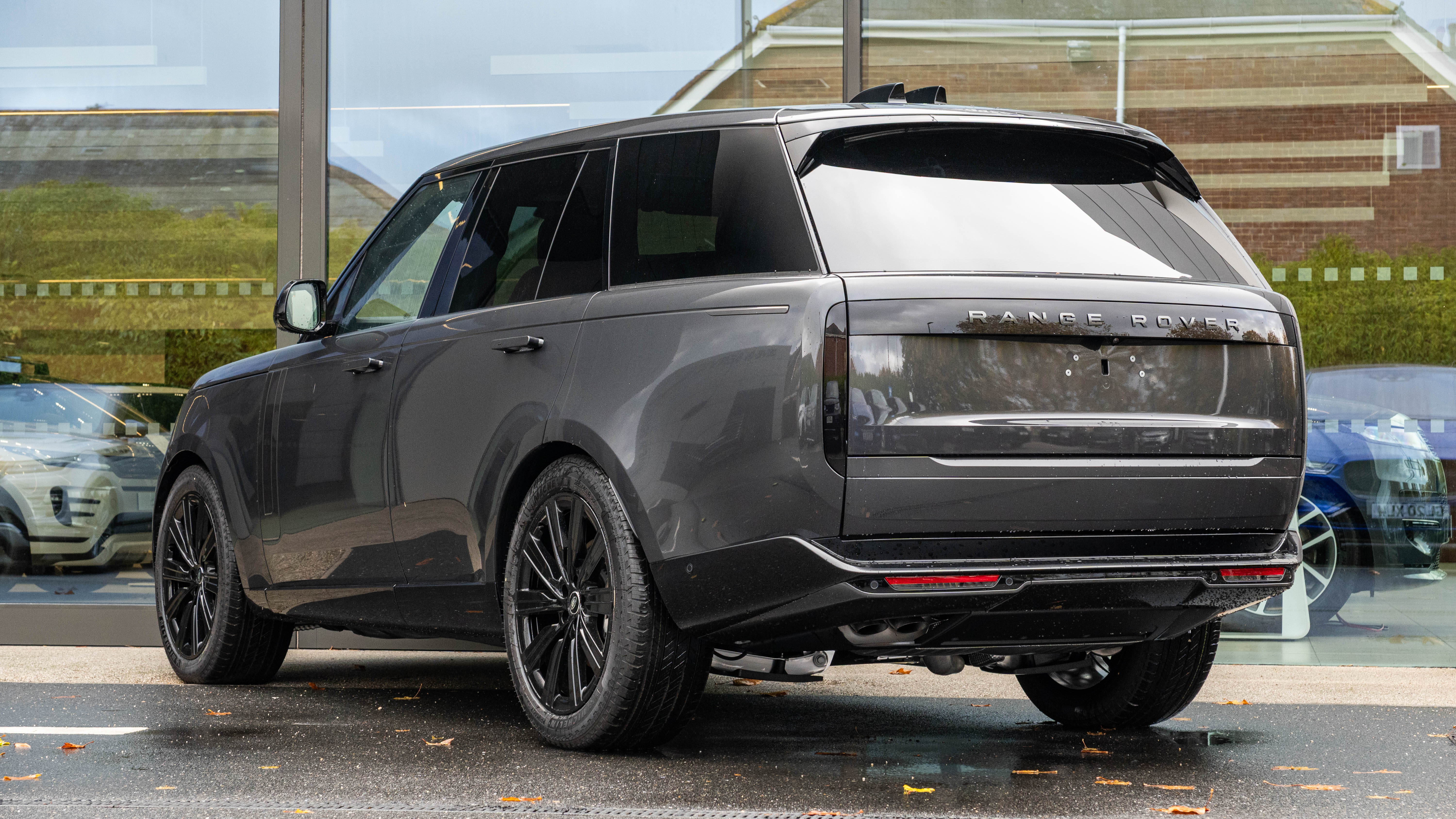 RANGE ROVER 3.0 D350 SE 4DR AUTO ESTATE