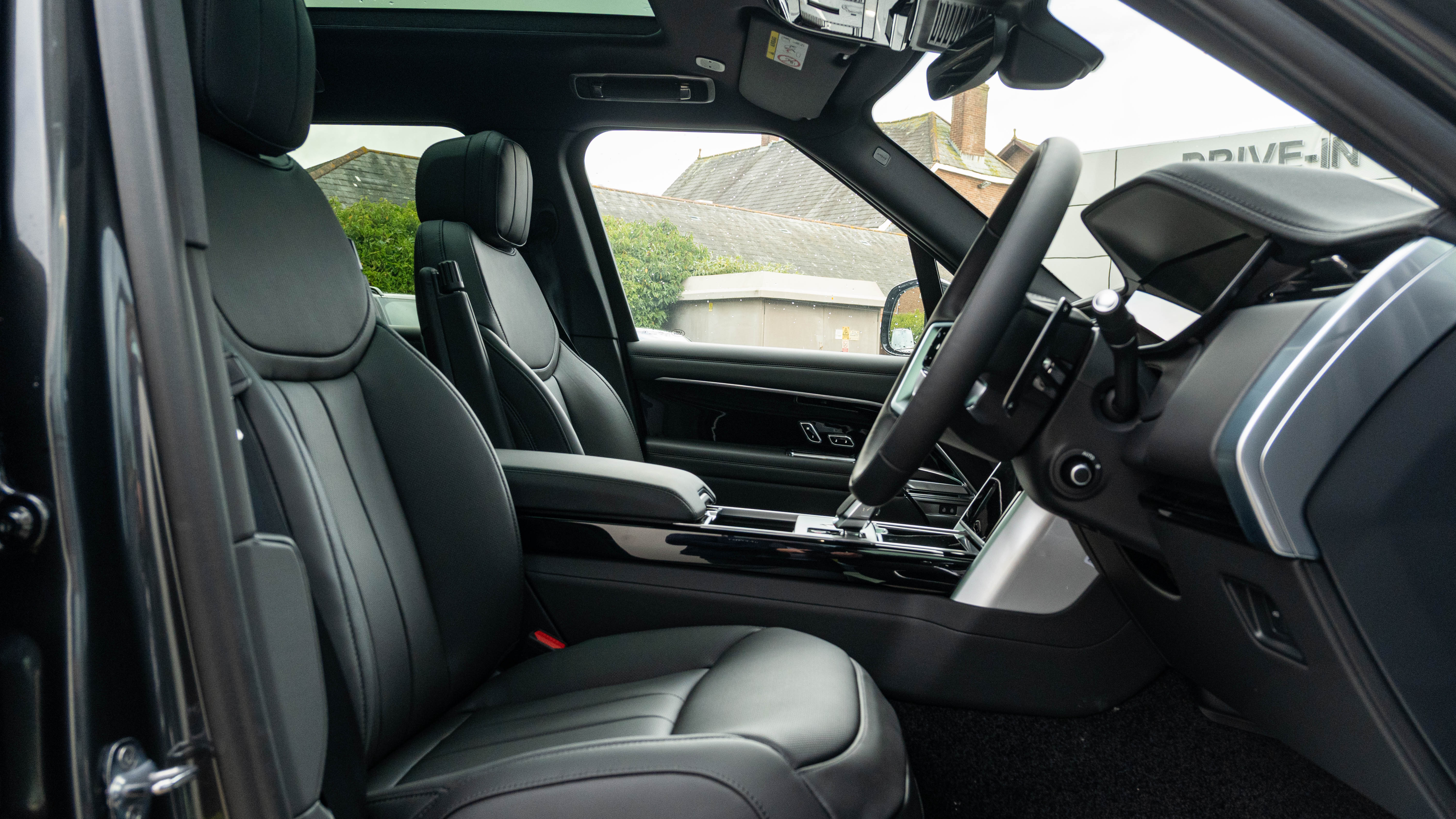 RANGE ROVER 3.0 D350 SE 4DR AUTO ESTATE