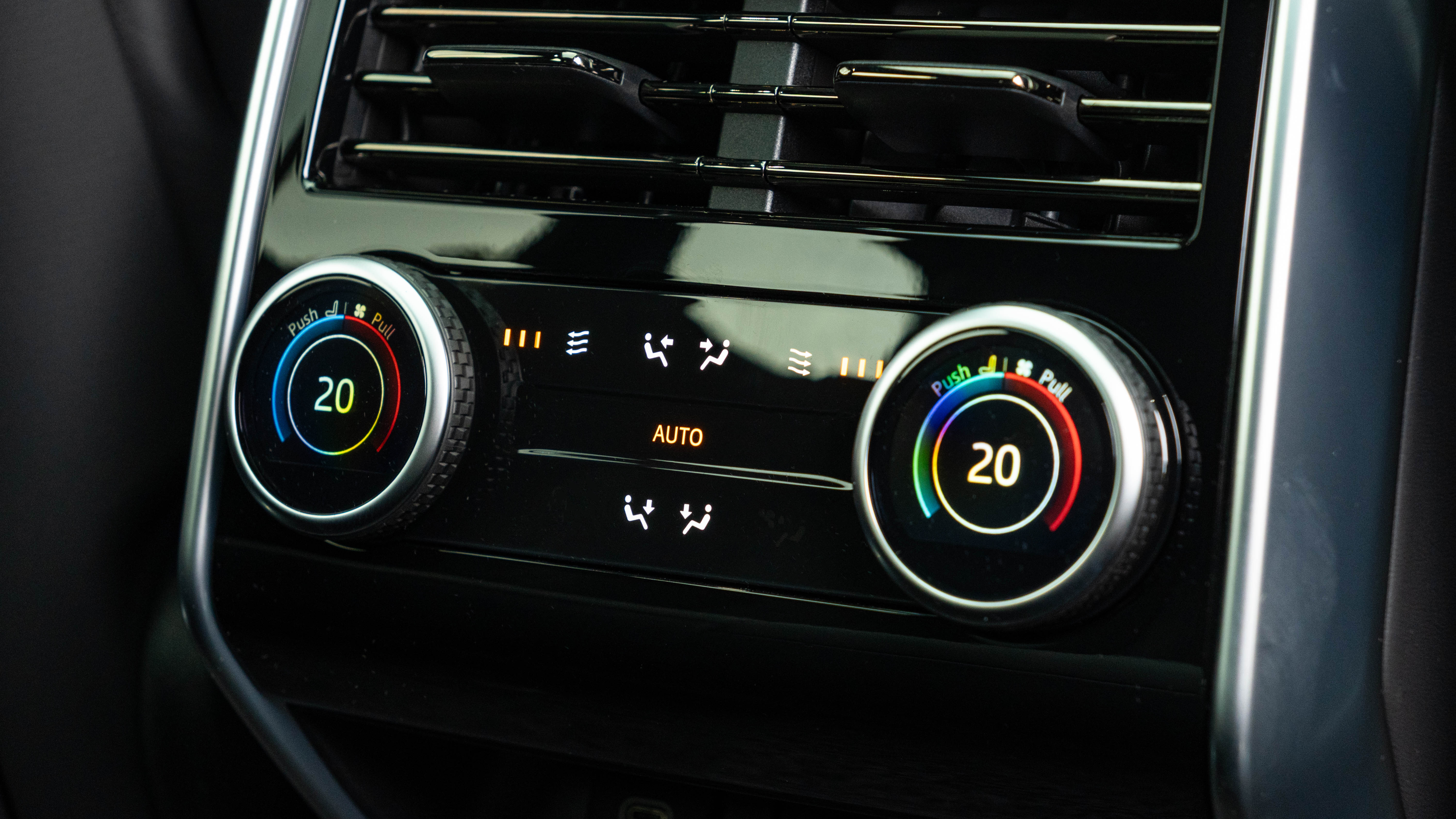 RANGE ROVER 3.0 D350 SE 4DR AUTO ESTATE