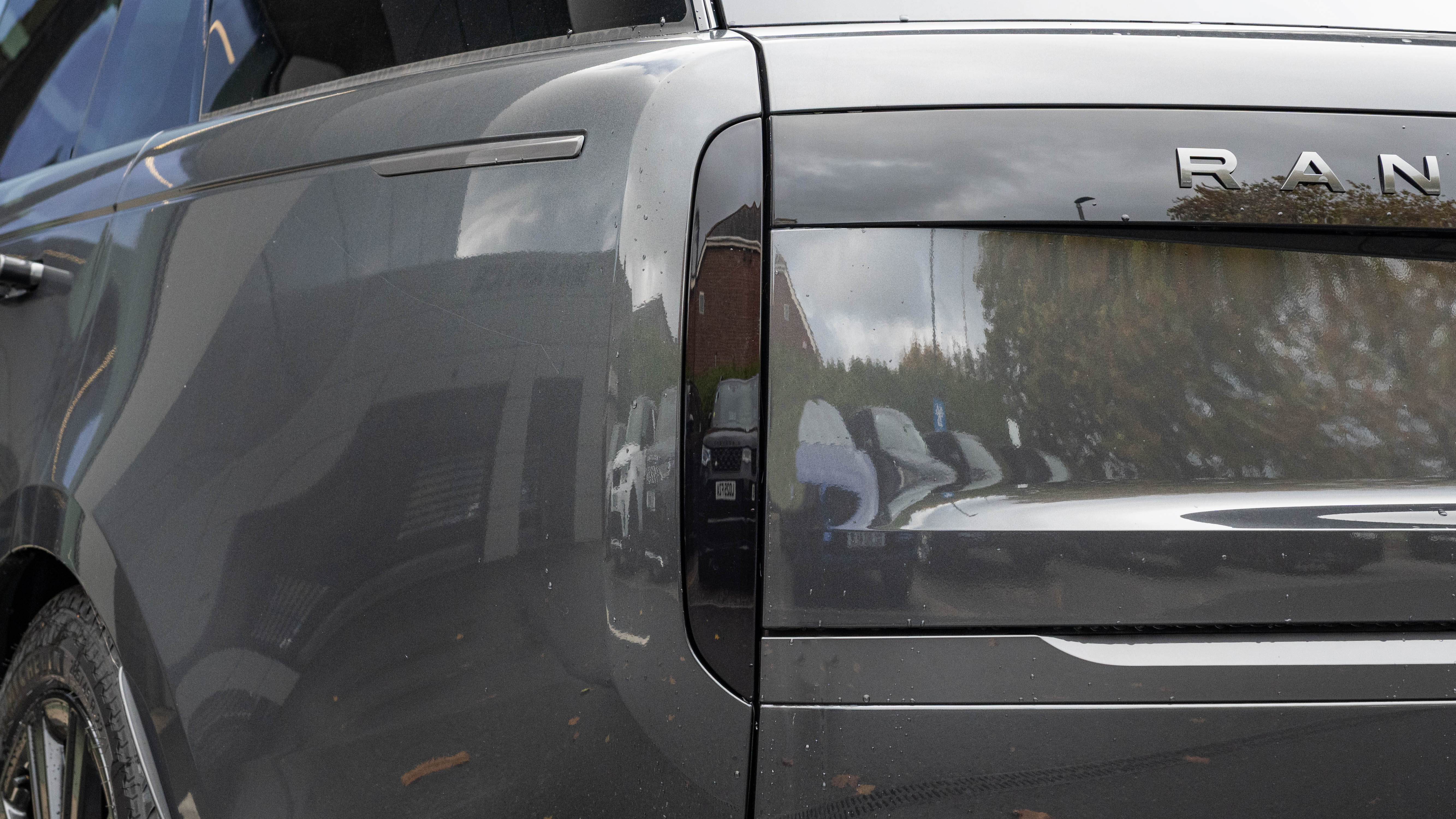 RANGE ROVER 3.0 D350 SE 4DR AUTO ESTATE