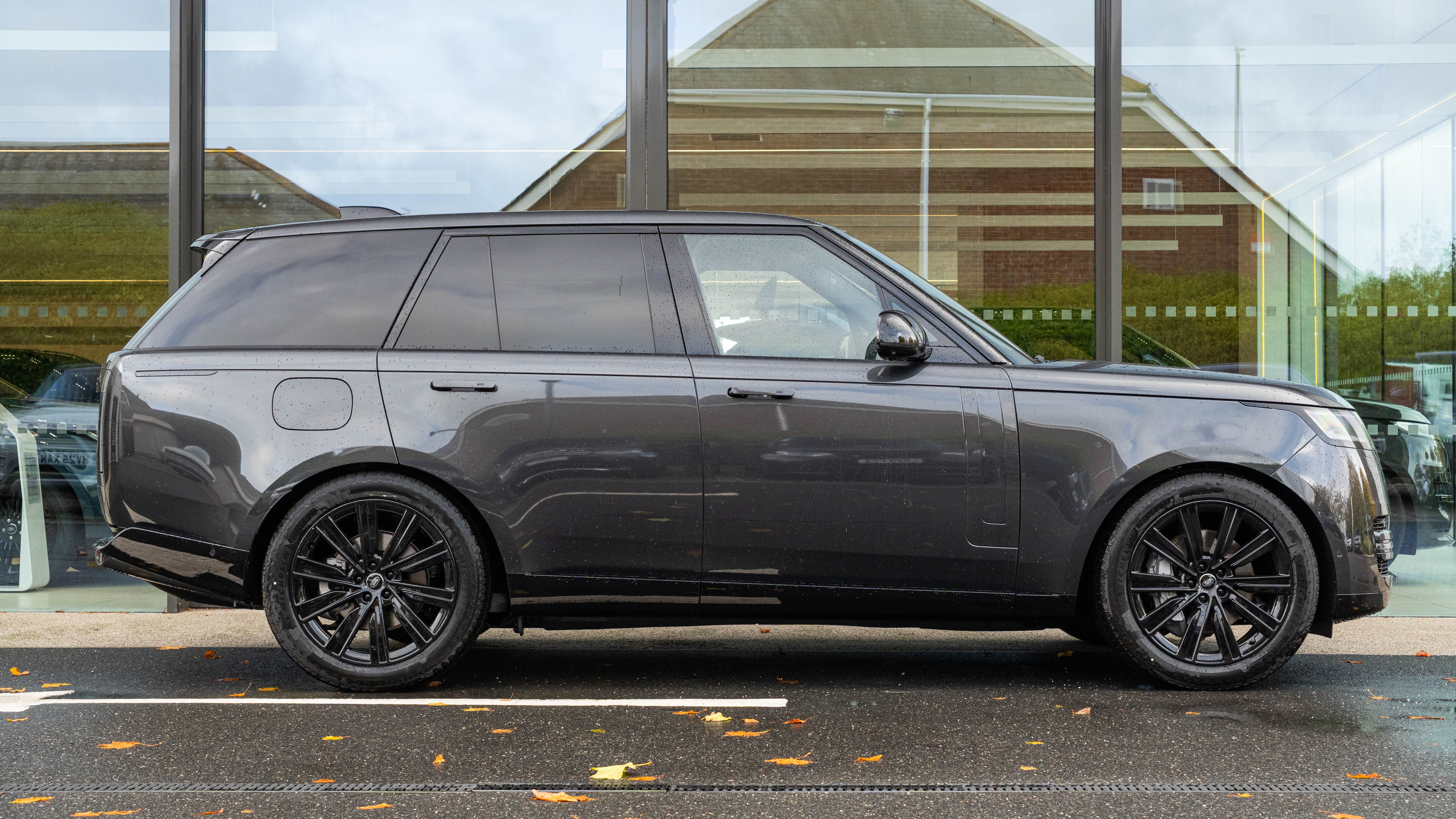 RANGE ROVER 3.0 D350 SE 4DR AUTO ESTATE